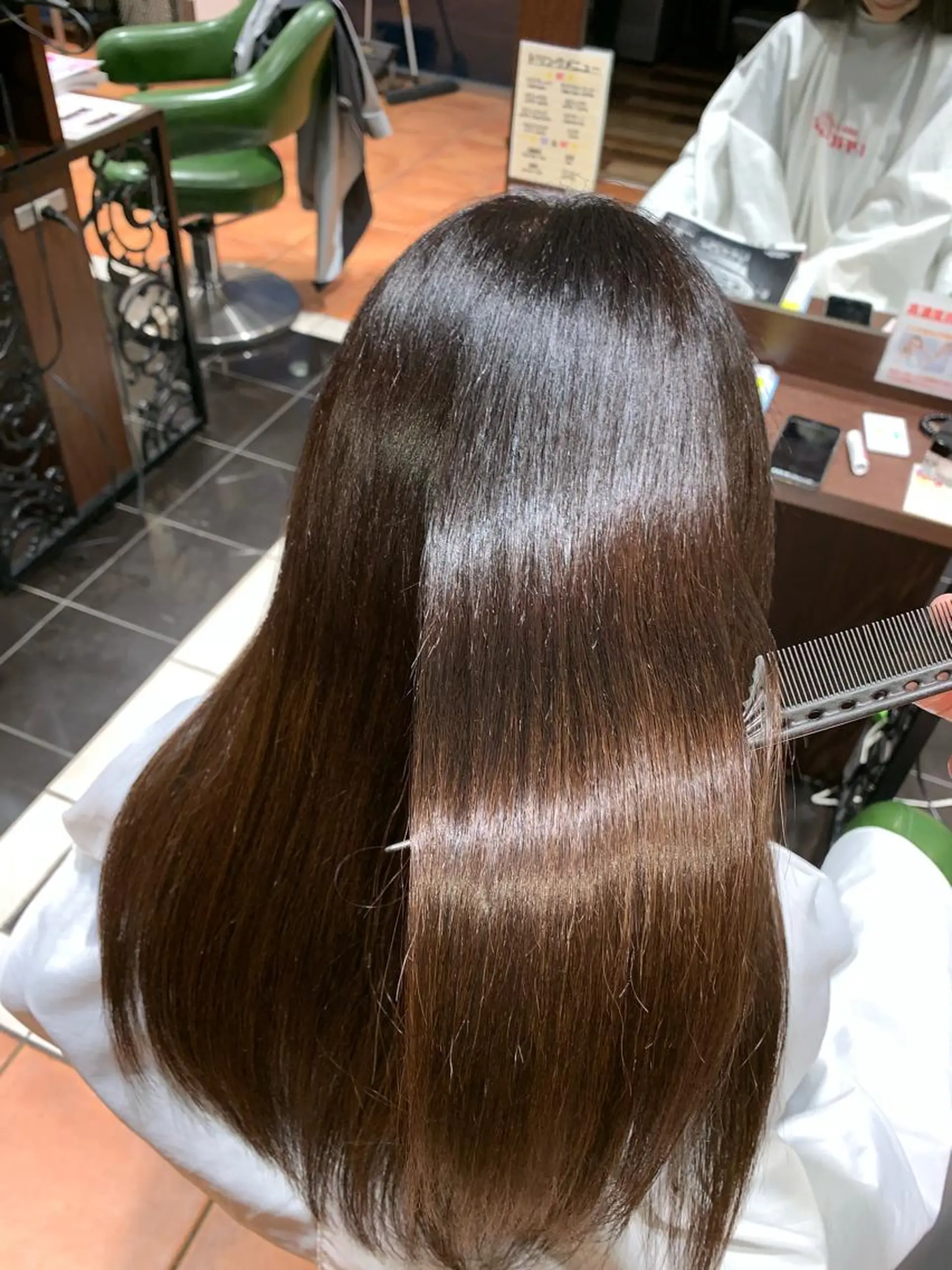 ミディアム カラーリスト菅澤 岳のヘアスタイル
