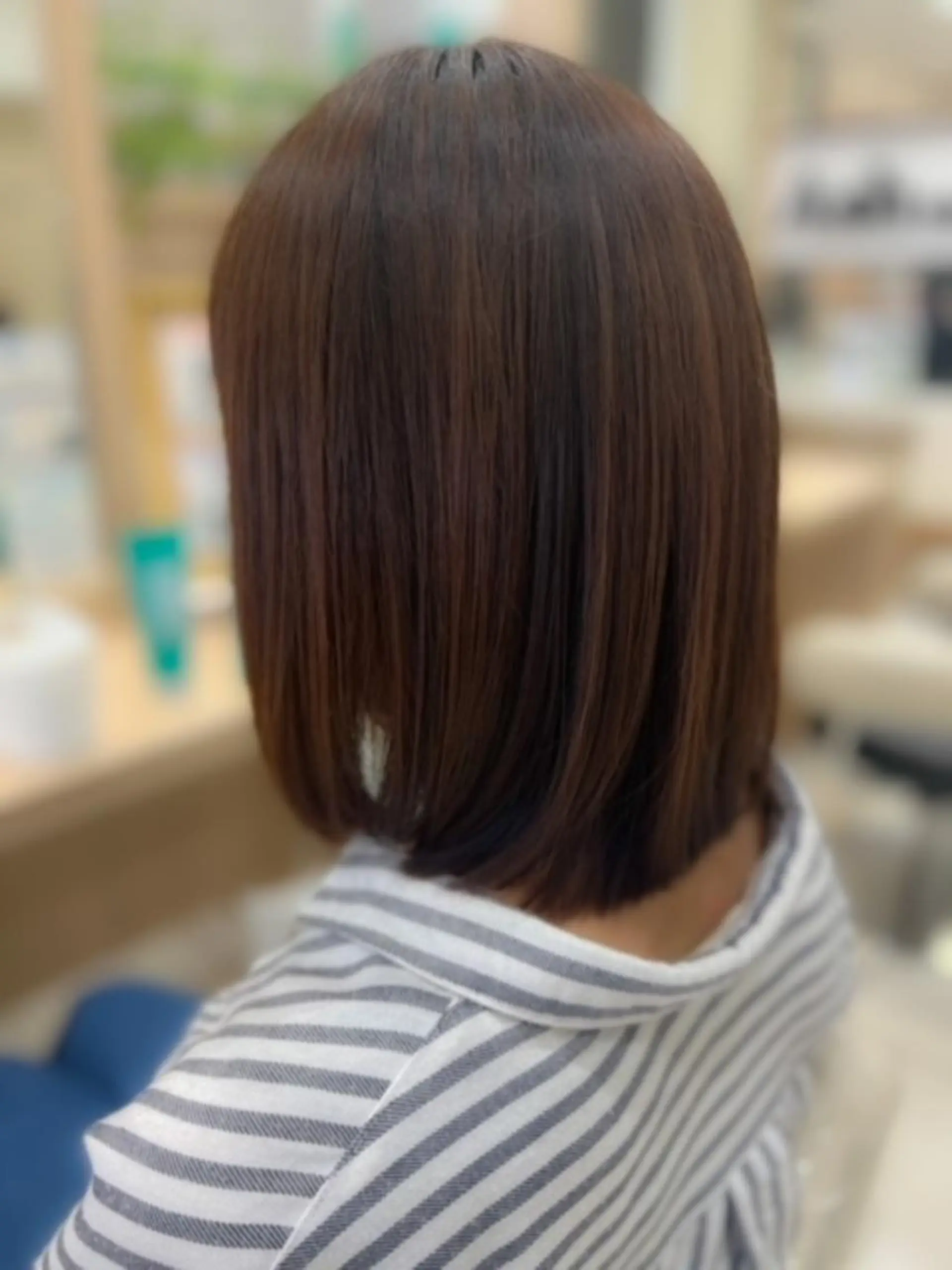 セミロング カラー ハイライトカラー ハイライト ヘアカラー 森 瑠海のヘアスタイル