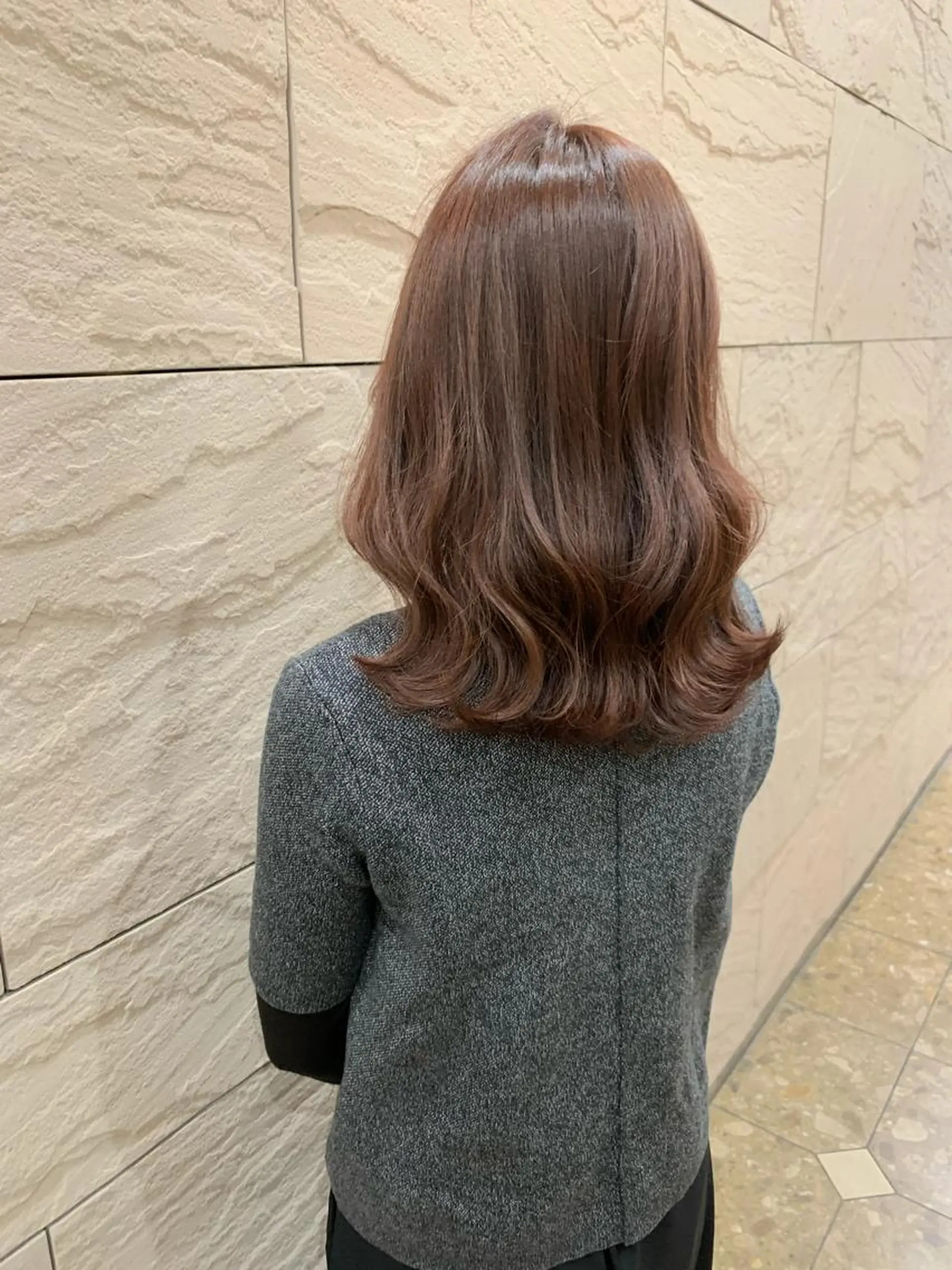 ミディアム カラー カット トリートメント ヘッドスパ cond.hair salon所属・topstylist ユヒャンのヘアスタイル