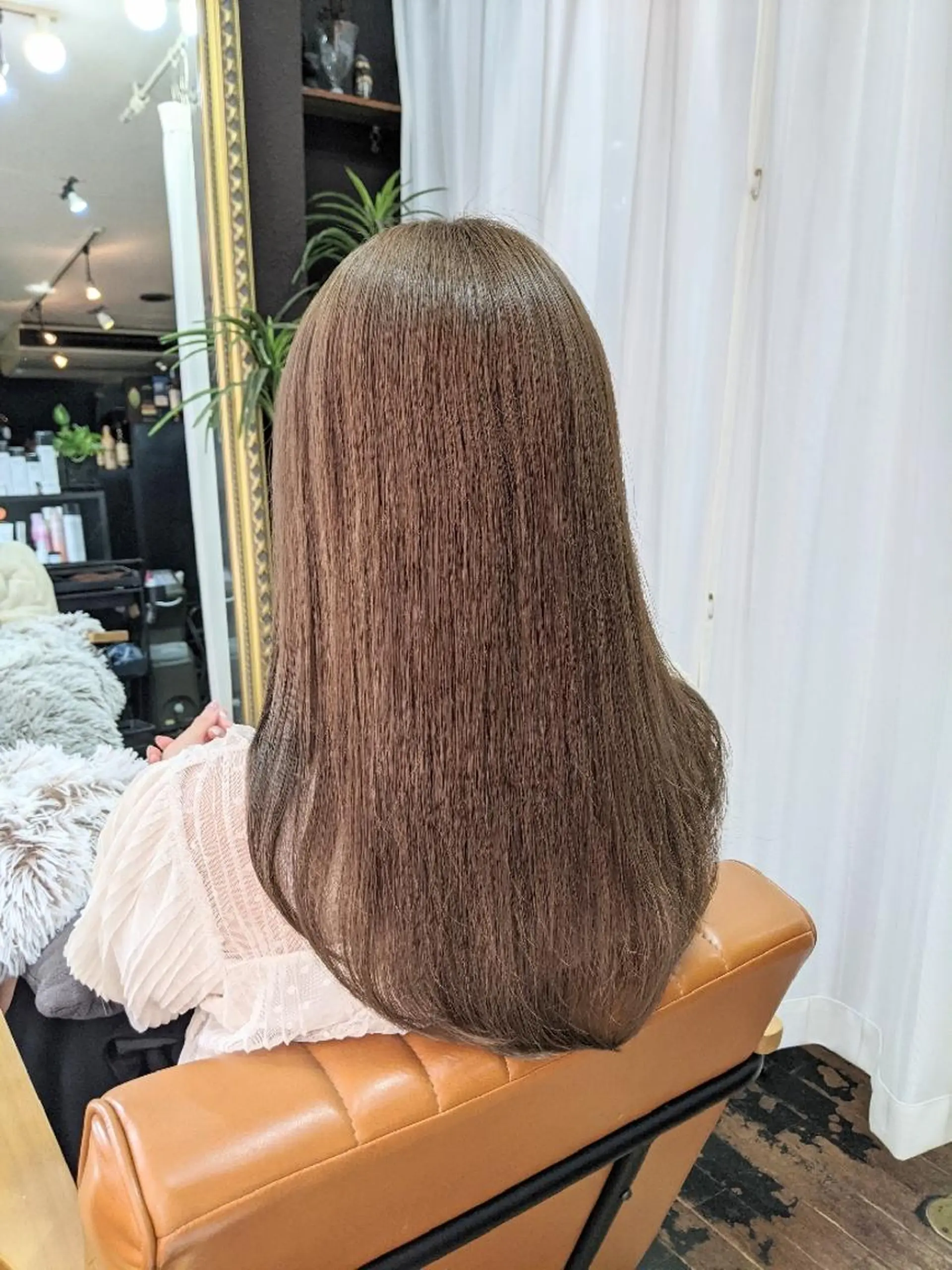 セミロング カラー ベージュカラー ハイトーンカラー ハイトーンベージュ カット ヘアカラー ヘアセット Ruheplatz所属・HIKARI＠ Ruheplatzのヘアスタイル