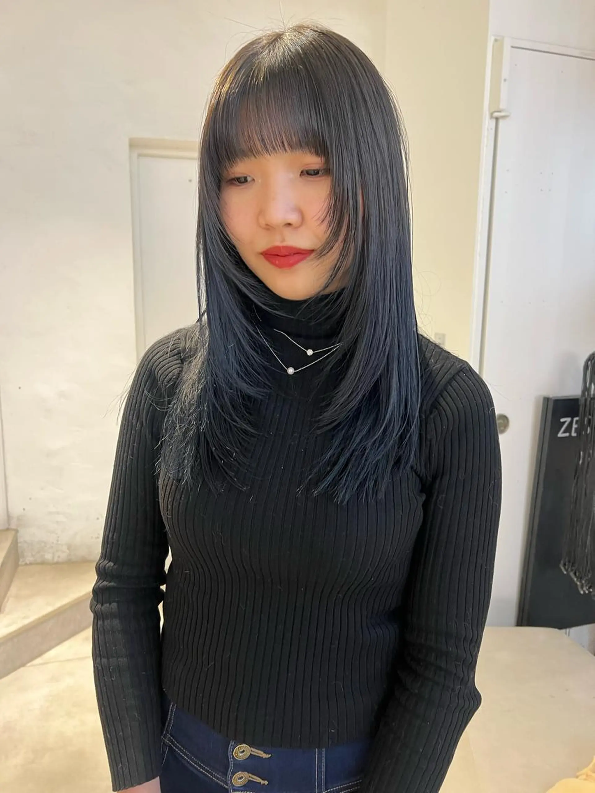 ロング カラー 黒髪 ブルーカラー ブルーブラック レイヤーカット 顔周りカット/透明感 カラー✂️MEIのヘアスタイル