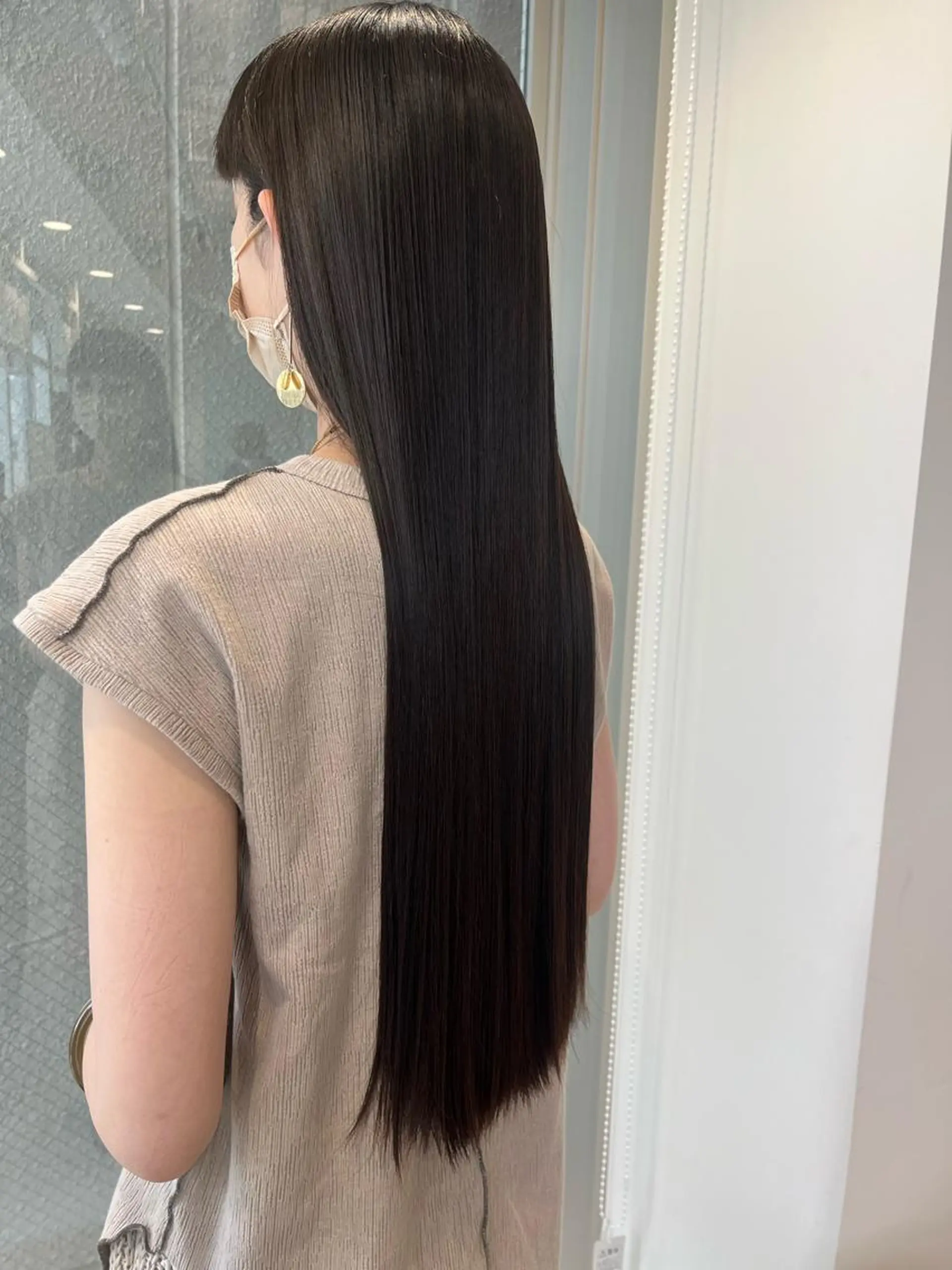 ロング トリートメント 酸熱トリートメント ウルフカット／吉村 桃子のヘアスタイル