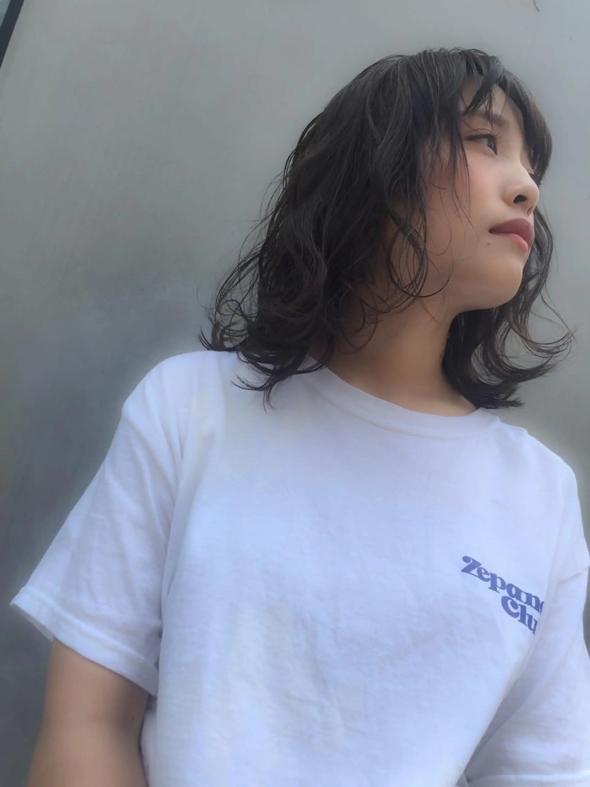 ミディアム カラー カット ヘアカラー ホワイト&レイヤーカ ットエクステ長畠俊輔のヘアスタイル