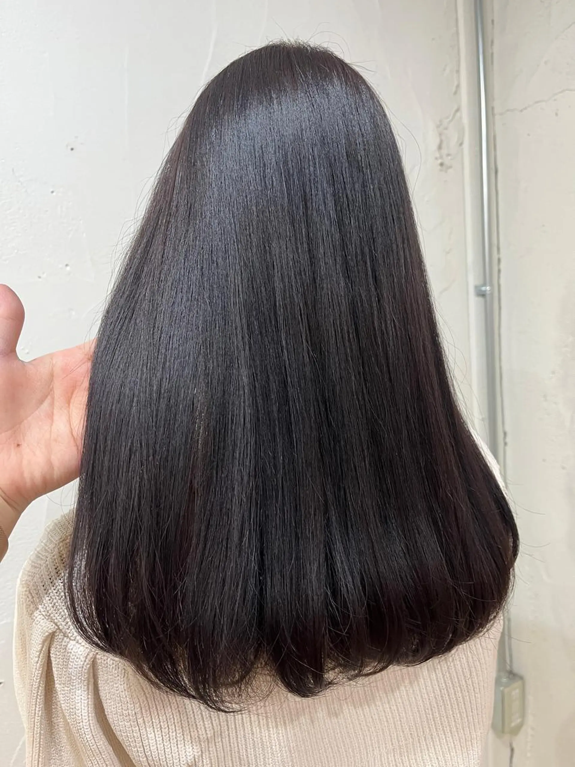 セミロング 小顔ショート🦋 八巻ちさとのヘアスタイル