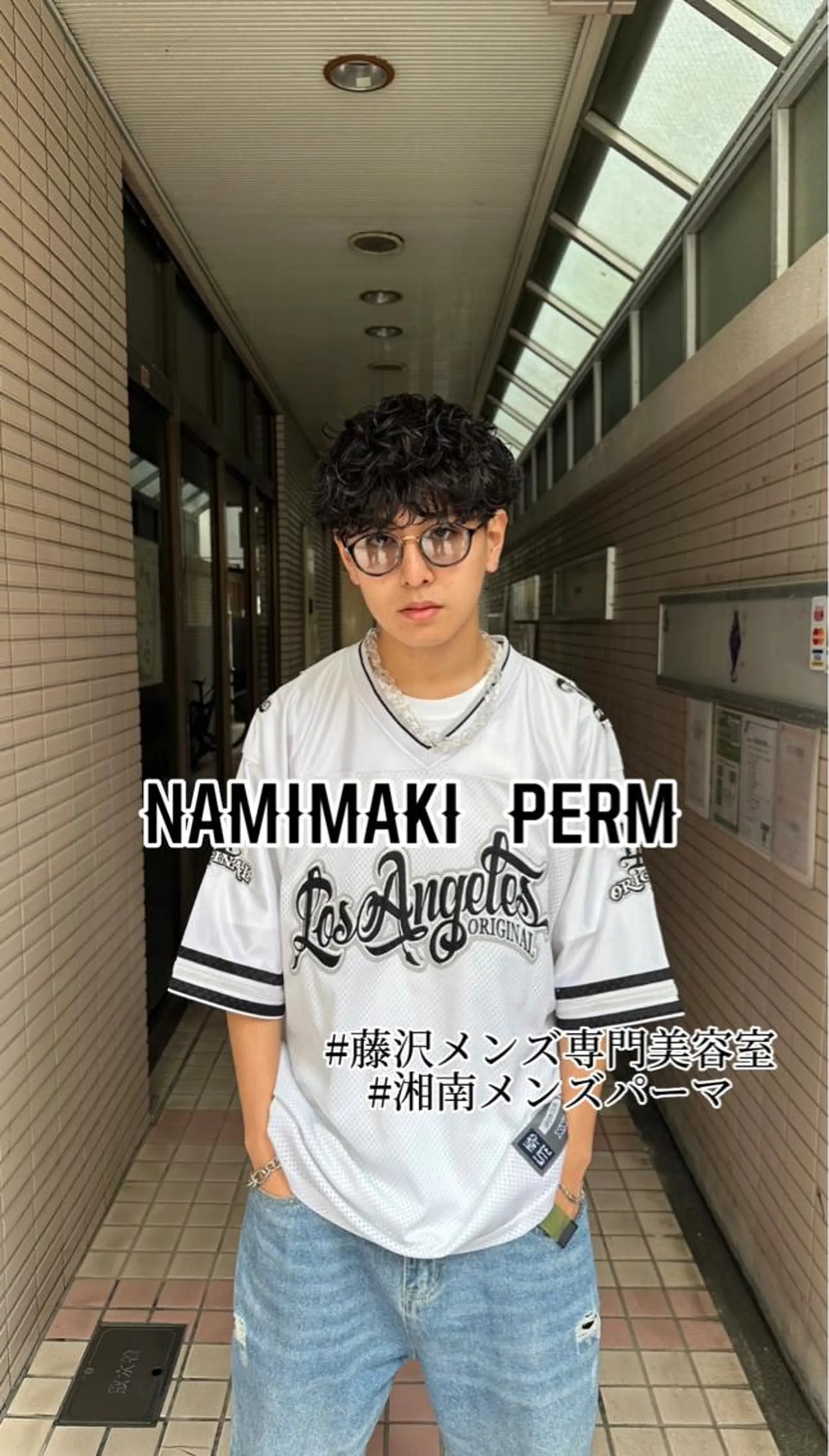 セミロング パーマ メンズ メンズパーマ 波巻きパーマ セミロングパーマ パーマ パーマ職人 渡邊　優雅のヘアスタイル