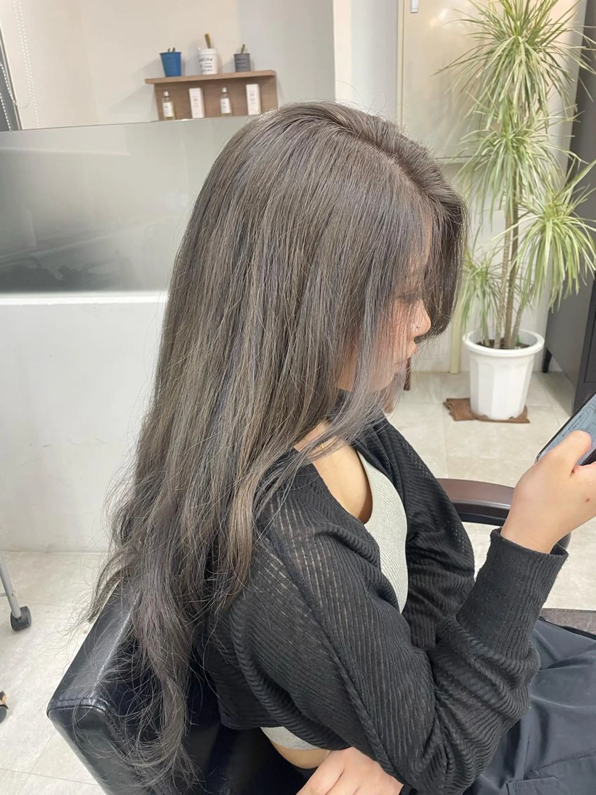 ロング カラー 沖見 颯斗のヘアスタイル