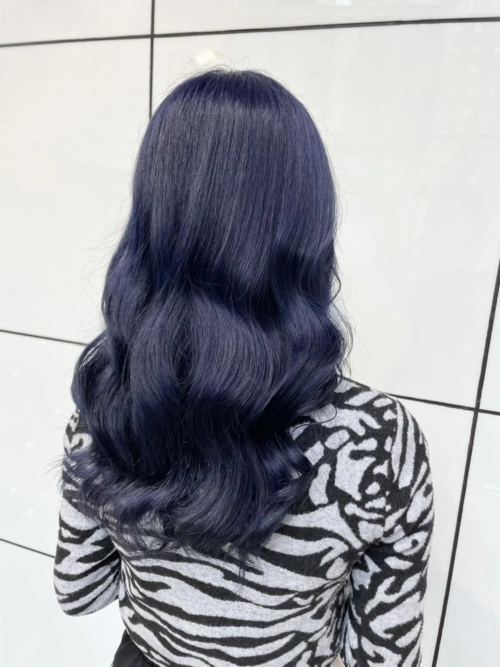 ロング カラー ネイビーカラー イザワ アヤ🐇のヘアスタイル
