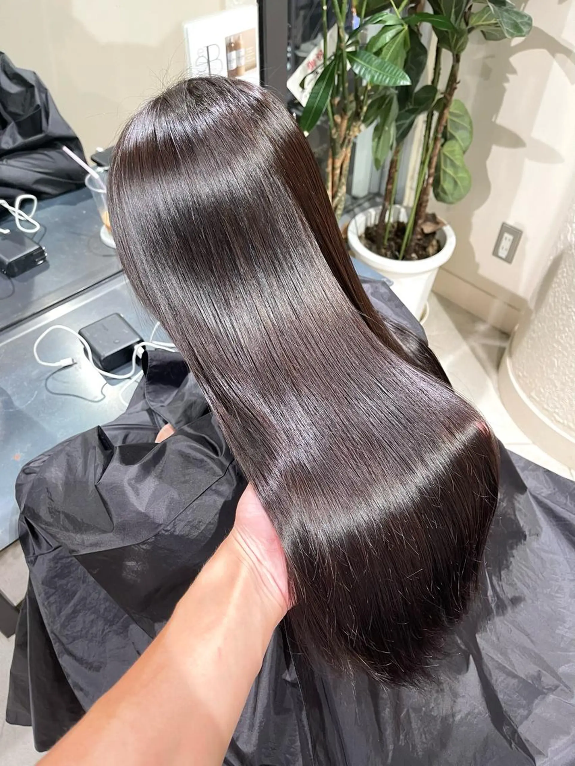 ロング シールエクステ くびれヘア エクステ 顔まわりレイヤー 顔周りカット ヘアカラー ブリーチ/ハイトーン ベージュ/daikiのヘアスタイル