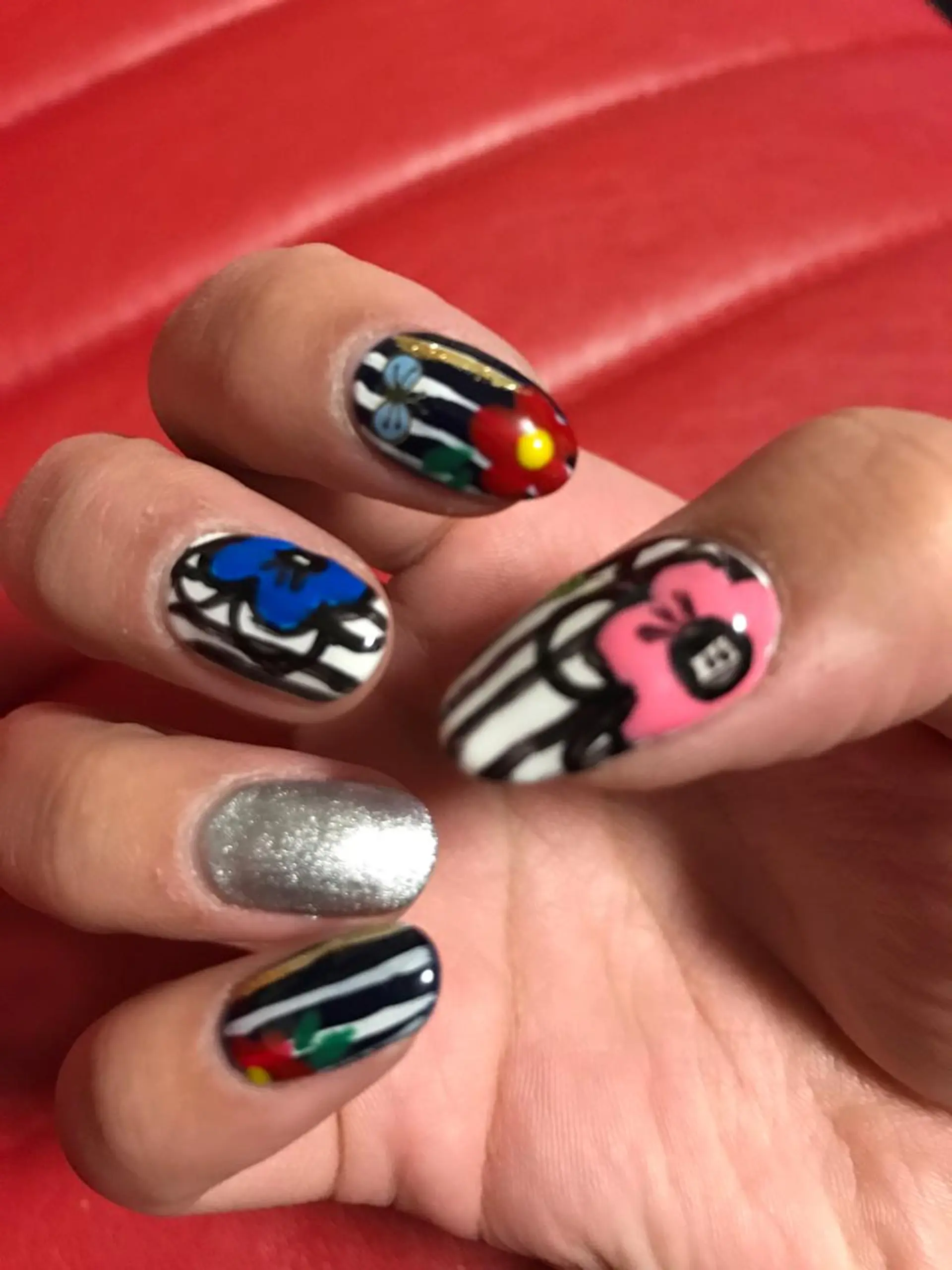 ネイル みんなの店所属・仲谷 つかさのエステ・リラクイメージ