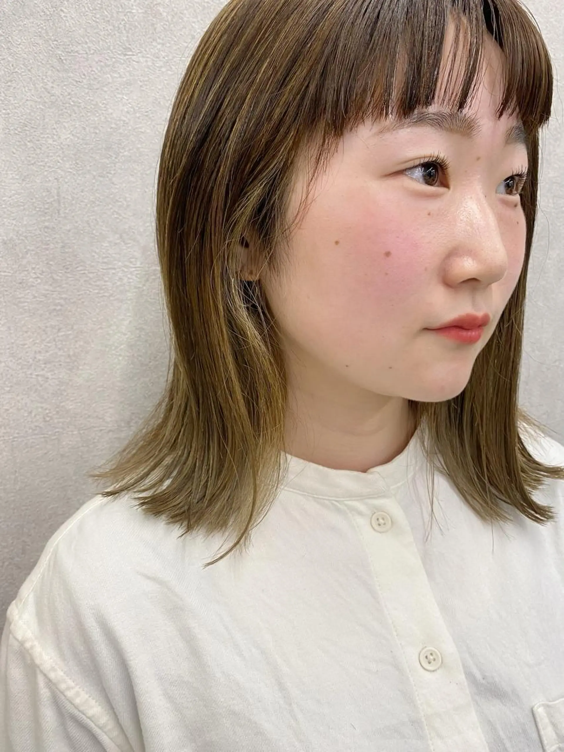 ミディアム カラー ヘアアレンジ ハイライトカラー ハイライト カット ヘアカラー トリートメント Kawaguchi Arisaのヘアスタイル