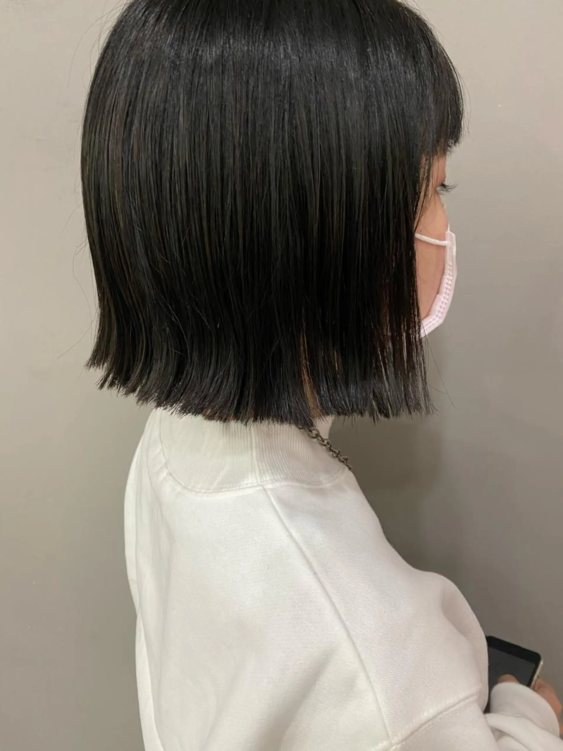 ミディアム カラー パーマ ヘアアレンジ メンズ キッズ マツエク・マツパ 切りっぱなしボブ ボブ Uil所属・インナーカラー/ KANAのヘアスタイル