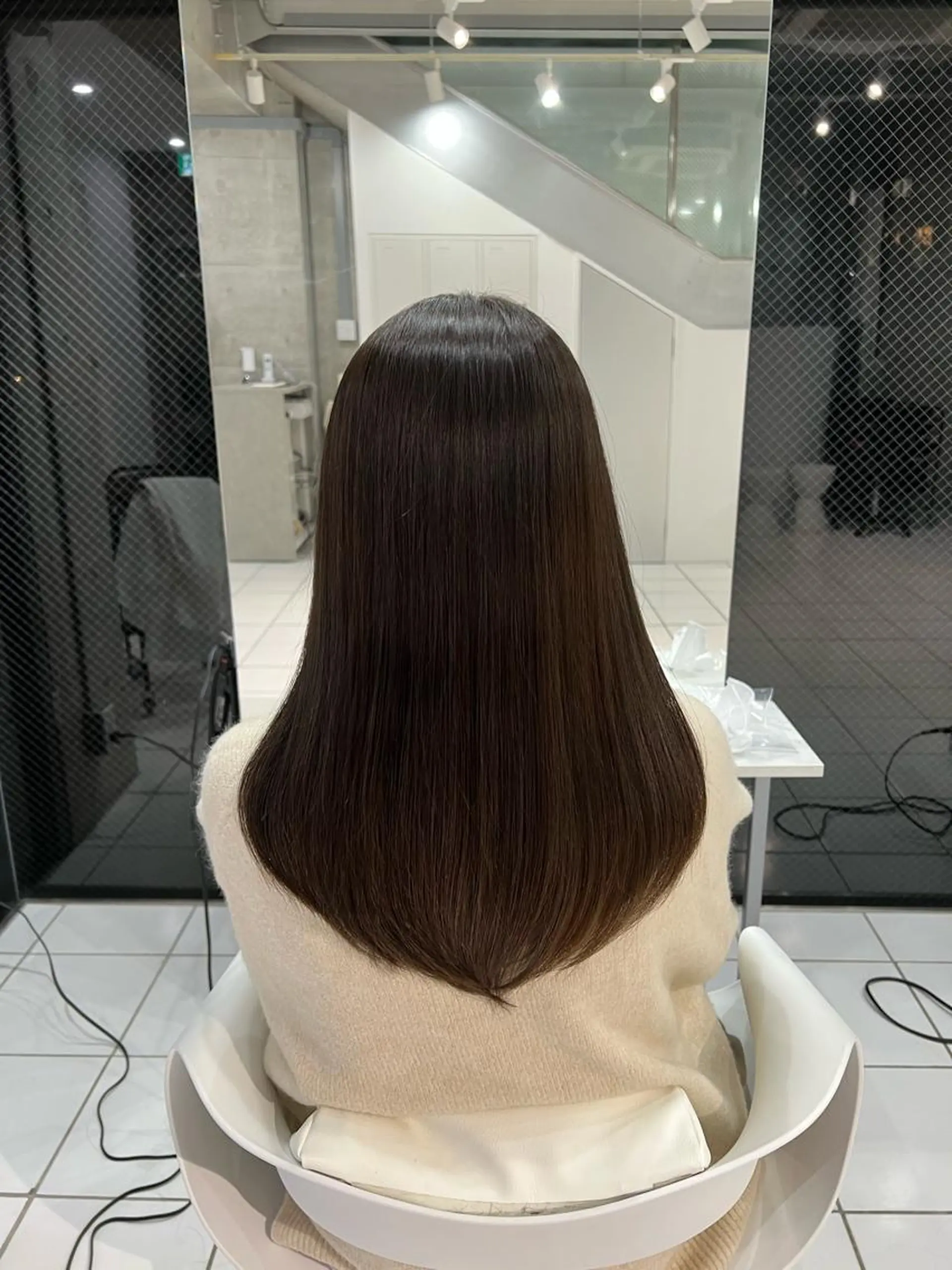 セミロング 縮毛矯正 🎀ハイトーン/レイ ヤー/Reina🎀のヘアスタイル