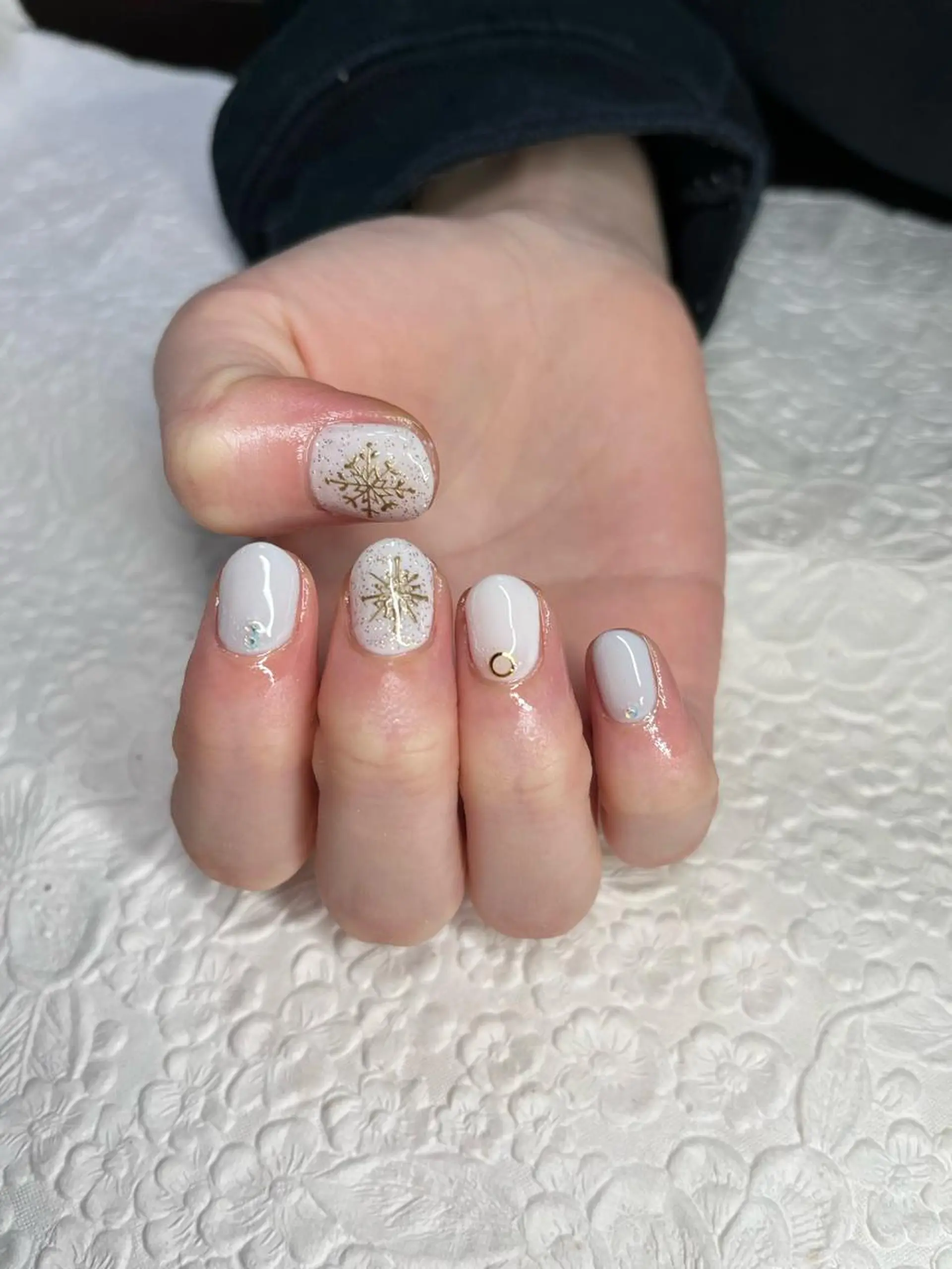 ネイル ホワイト 冬ネイル miel nailのネイルデザイン