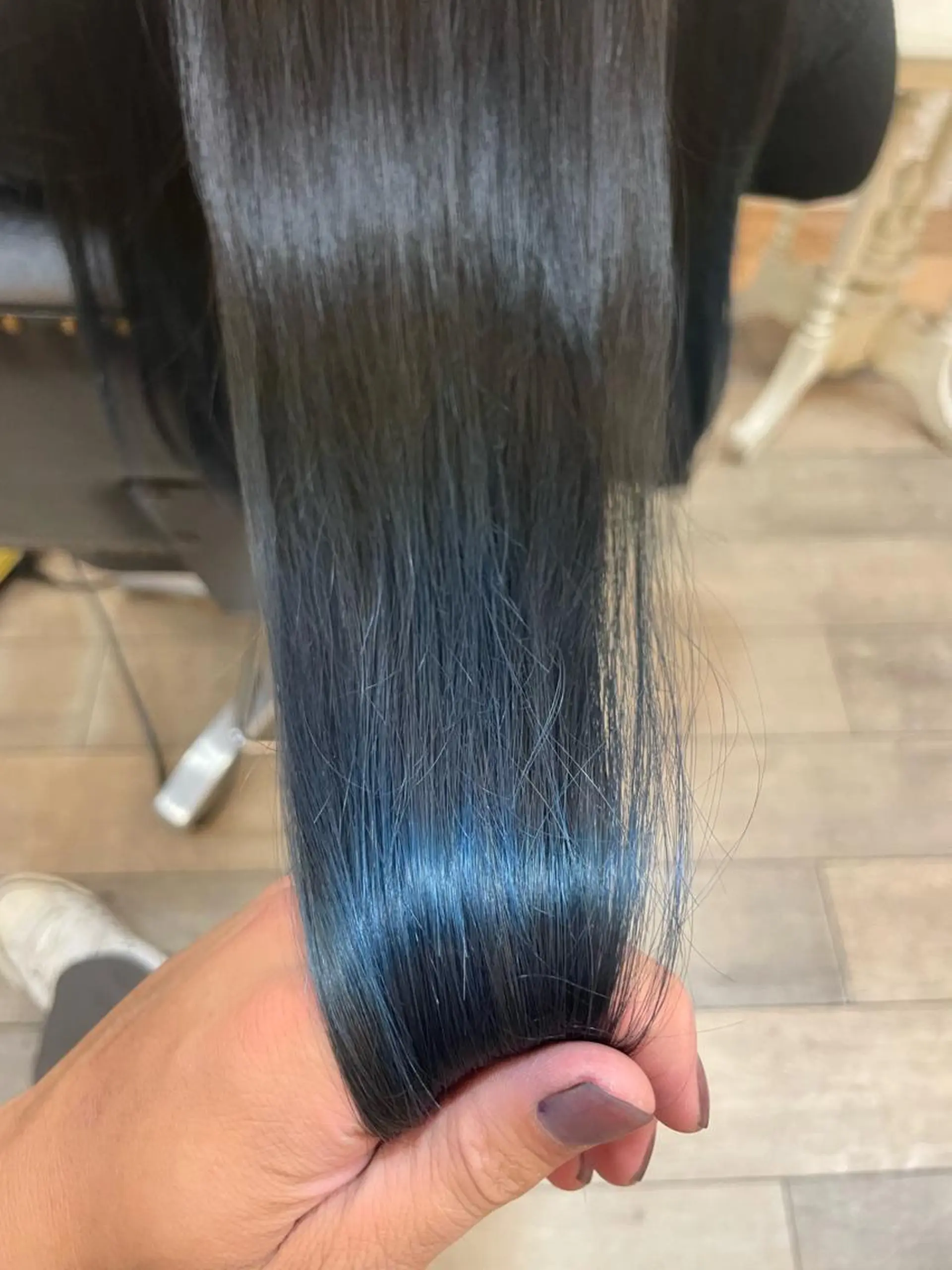 ロング カラー ブリーチ ネイビーカラー 髪質改善 ヘアカラー トリートメント メンズNO.1口コミ 高評価🟡三澤拓海✅のヘアスタイル