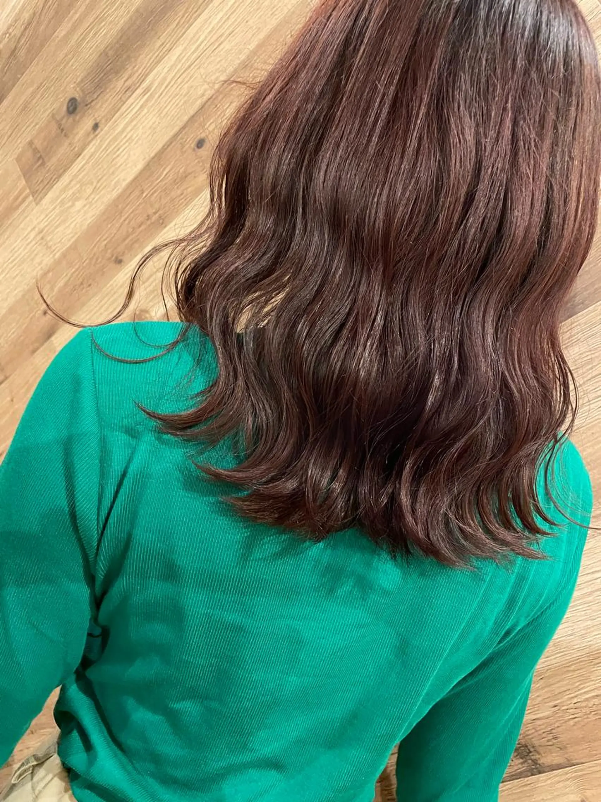 ミディアム カラー ボルドーカラー JowA所属・JowA✂︎ 目片夏実のその他イメージ