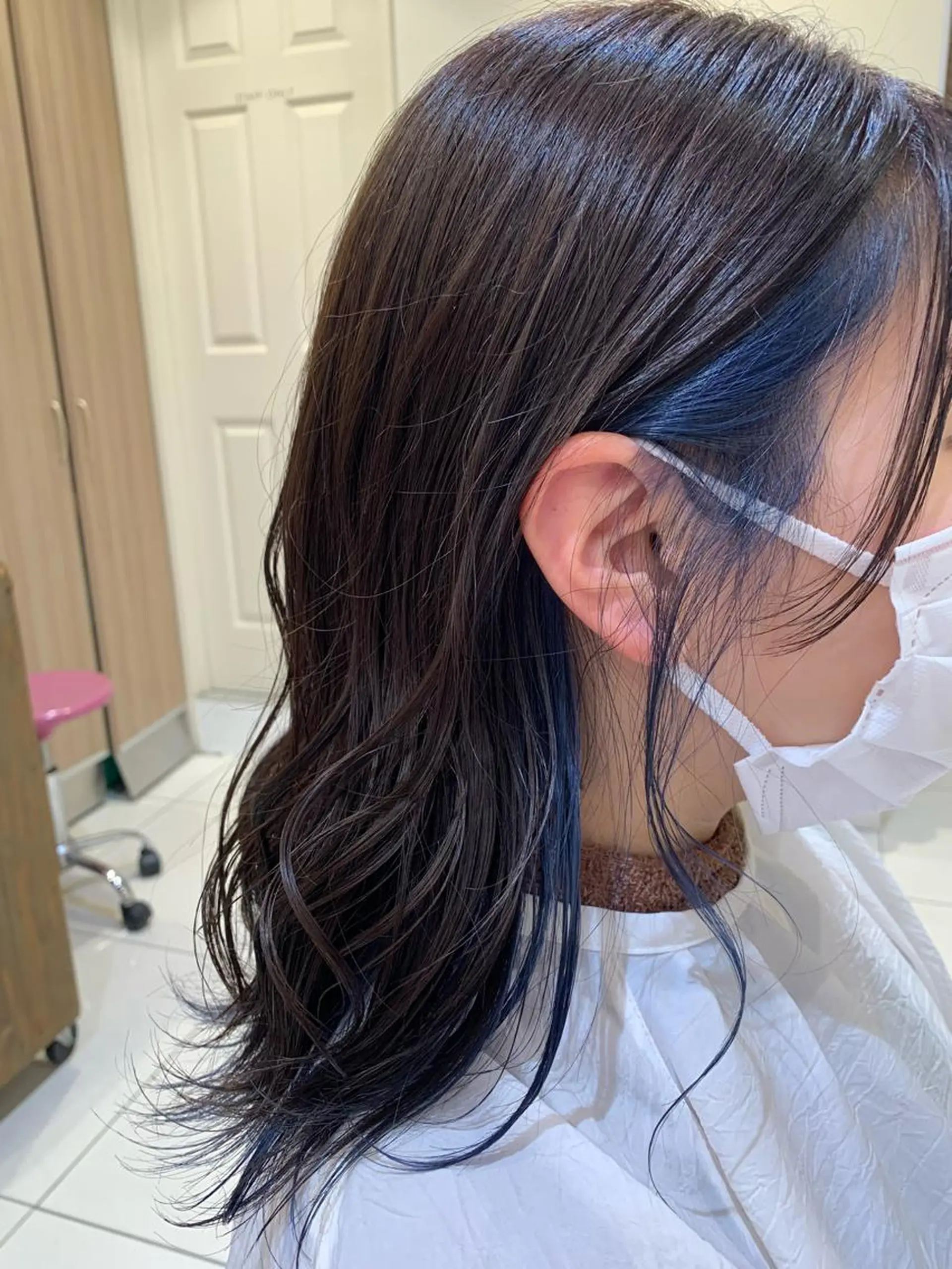 セミロング カラー ブリーチ ブルーカラー ケアブリーチ 透明感カラー グレージュ CUT  STUDIO 141所属・渡部 恭子のヘアスタイル