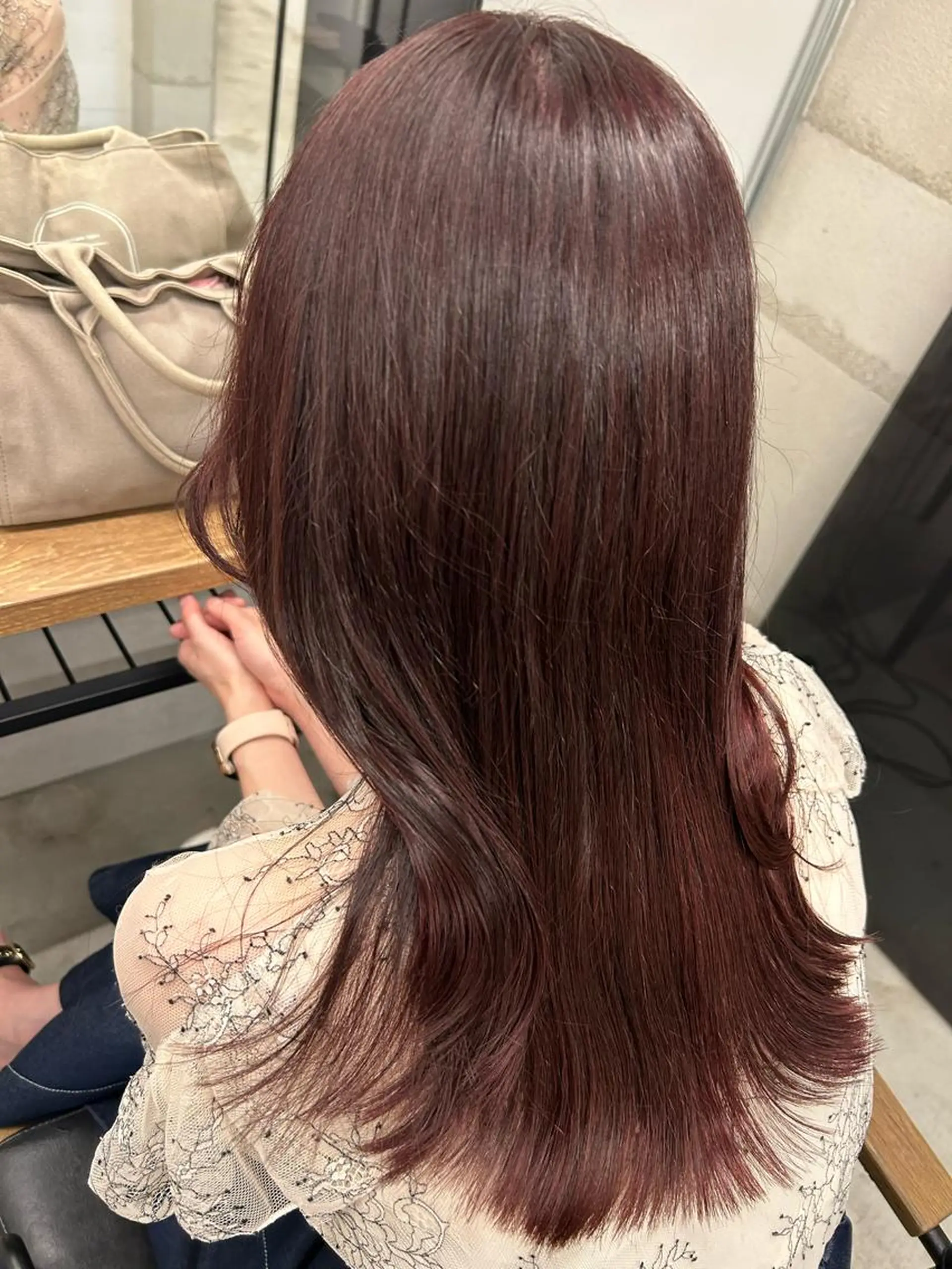 ミディアム 女性らしいモテヘア 韓国ヘアhikariのヘアスタイル