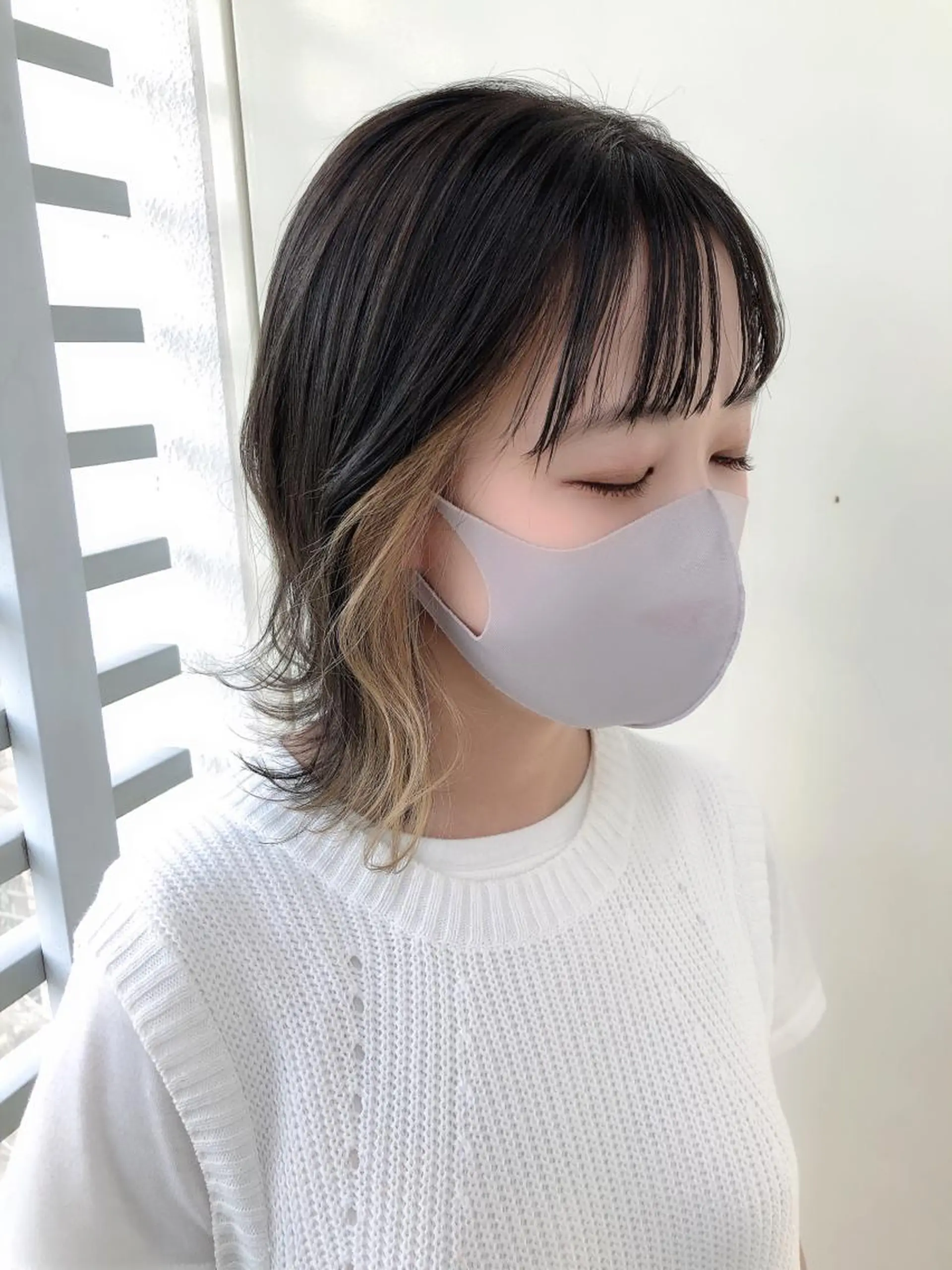 ミディアム カラー ブリーチ ヘアカラー 韓国🇰🇷レイヤー おくれ毛/顔まわりのヘアスタイル