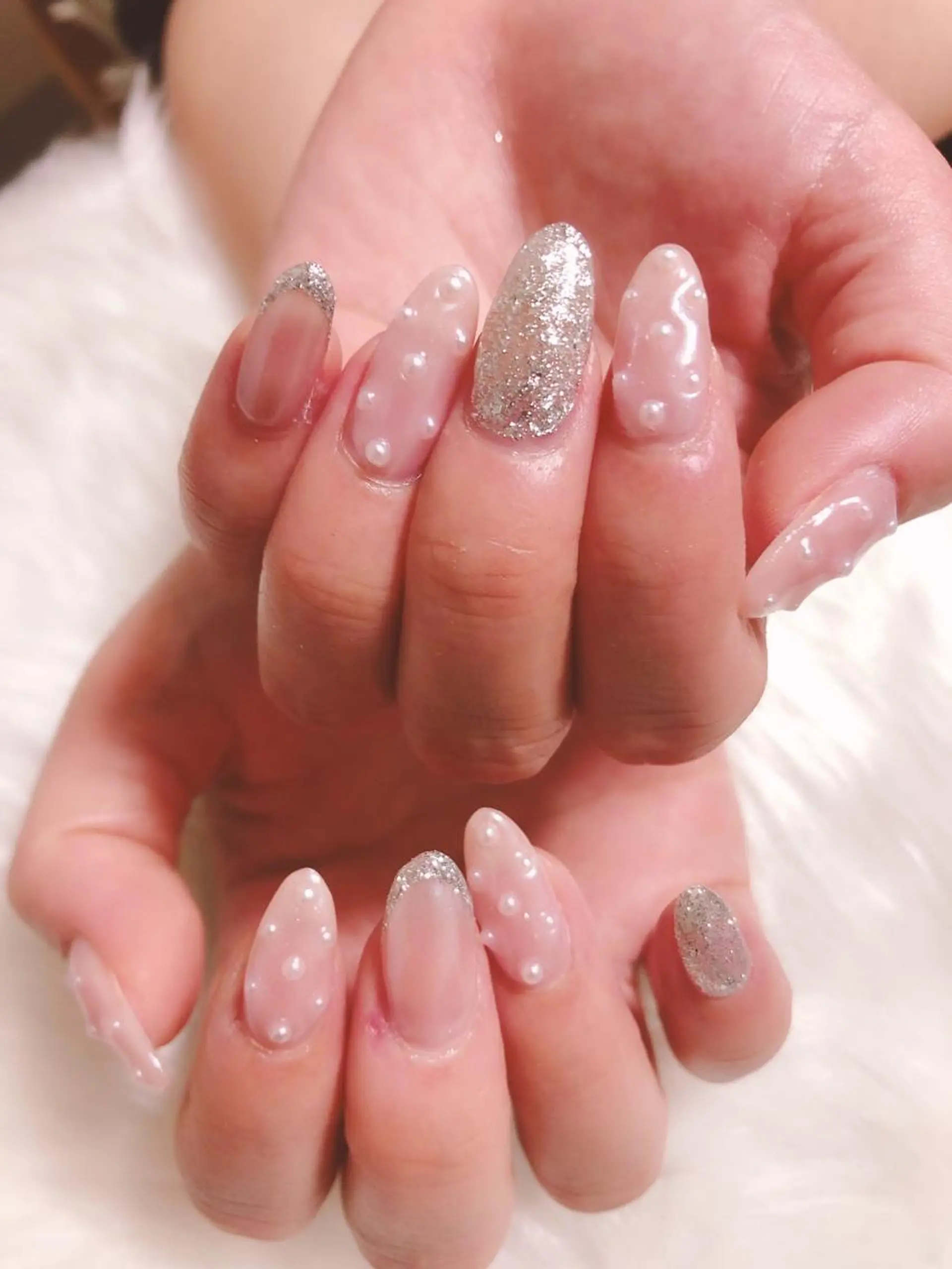 ネイル ホワイト kiki nail 二子玉川のネイルデザイン