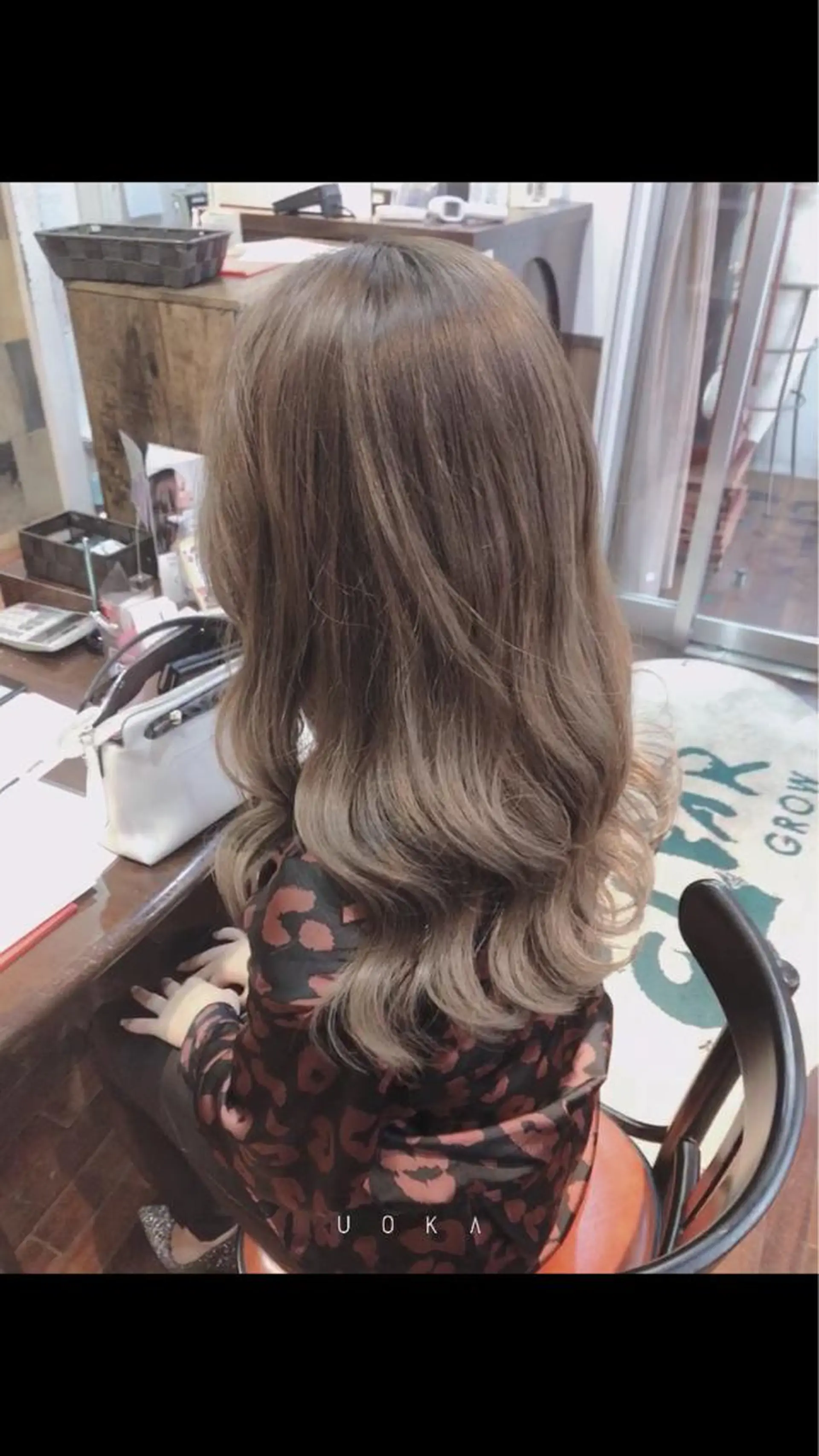 ロング カラー ヘアアレンジ グレージュ ヘアカラー トリートメント 福見 美保のヘアスタイル
