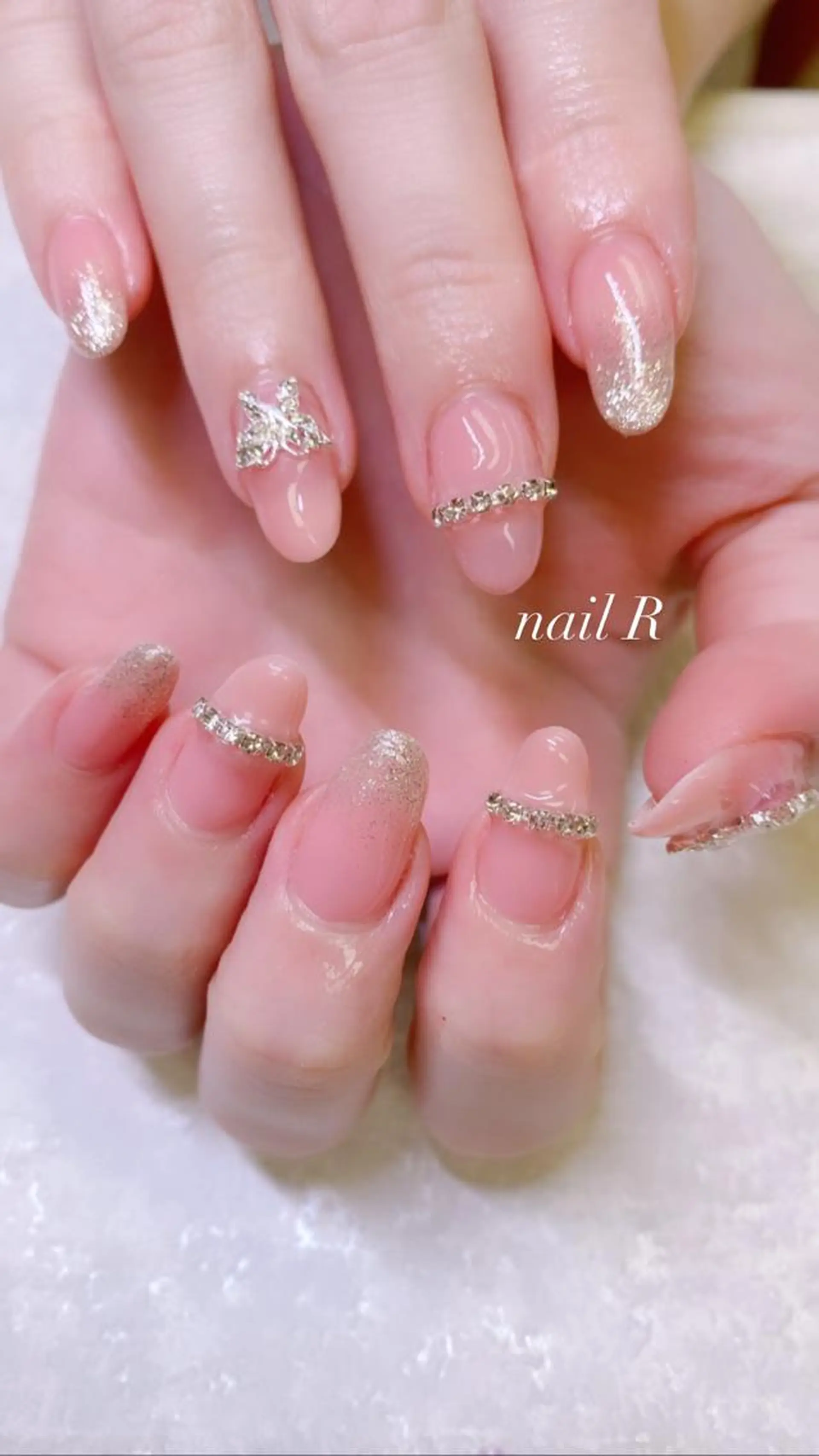 ミディアム ハンドネイル JNA認定講師🌸 RIEのネイルデザイン