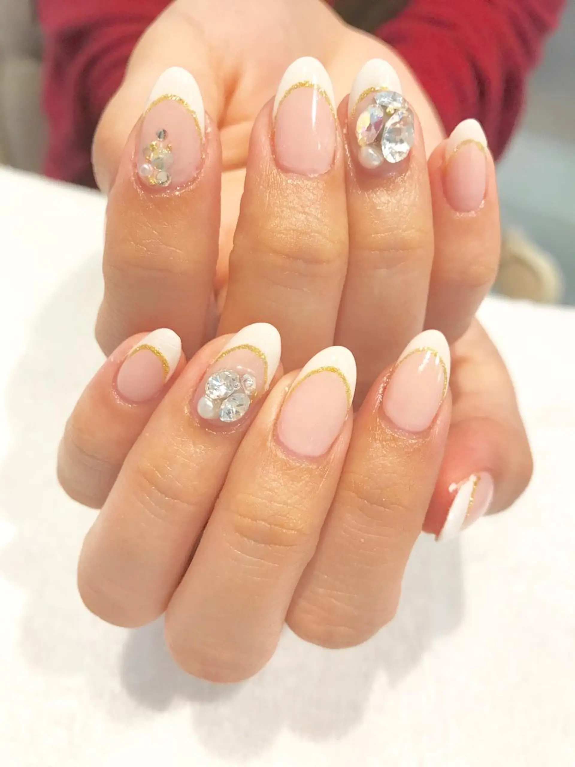 ネイル フレンチネイル Re Pearl～コーディネートサロン～ 市駅前店所属・NARUMI HYODOのネイルデザイン