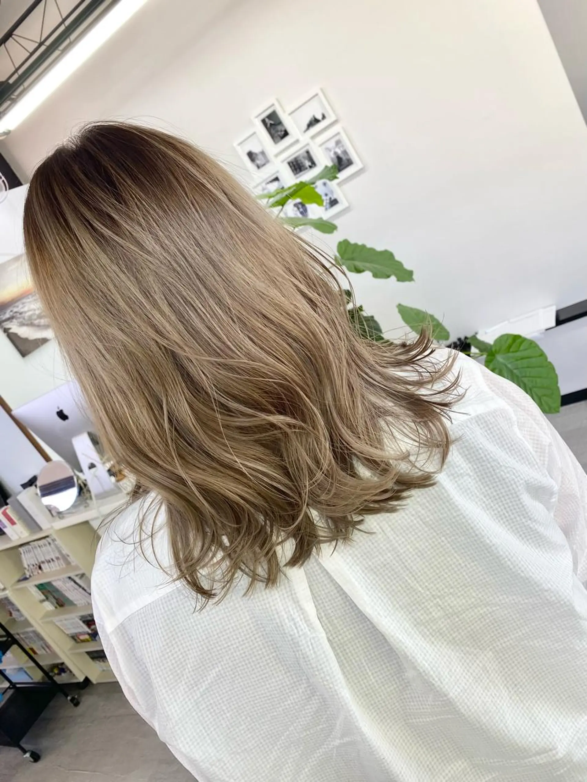 ミディアム カラー ヘアカラー トリートメント 名畑 裕貴のヘアスタイル