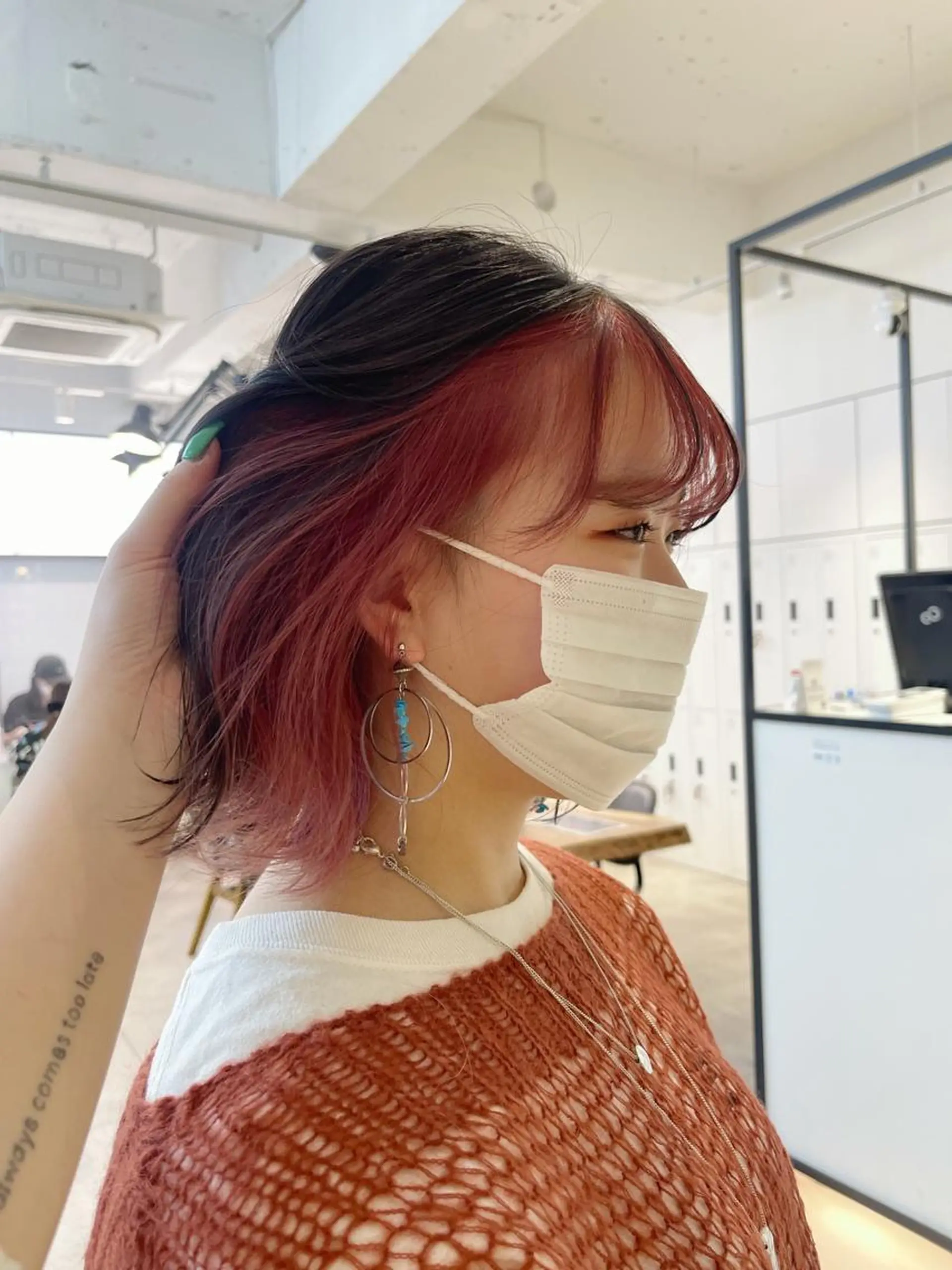 ショート ヘアカラー zestKalon 🔗IBUのヘアスタイル