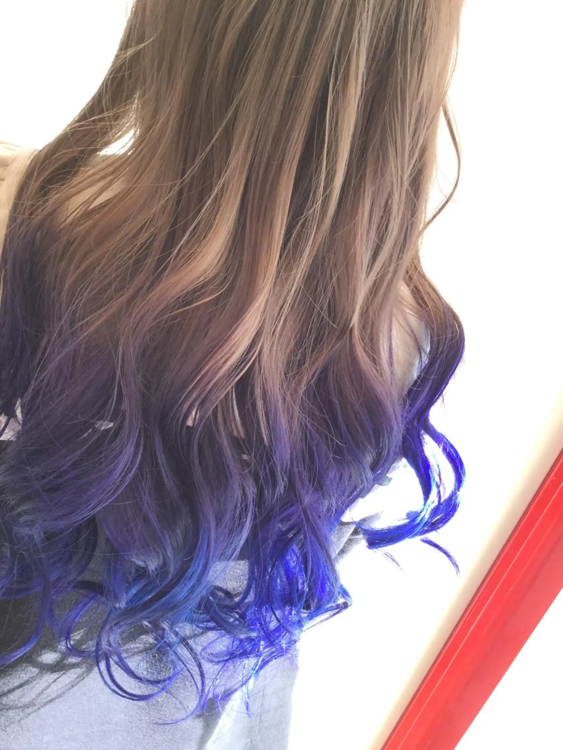 ロング カラー ブリーチ ヘアカラー 加藤 直樹のヘアスタイル