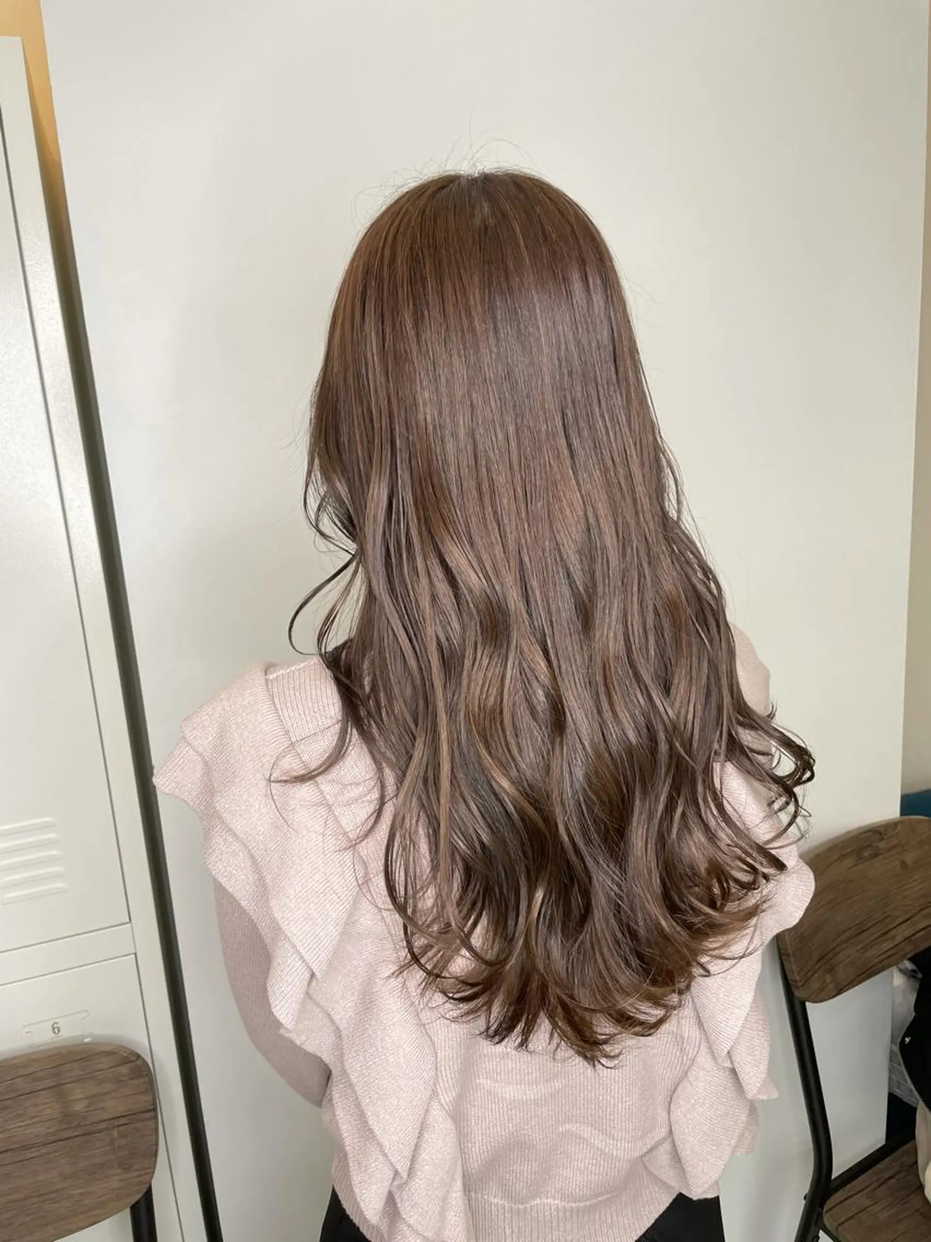 ロング カラー グレージュ 🌻透明感韓国🌻 横山隆之介のヘアスタイル