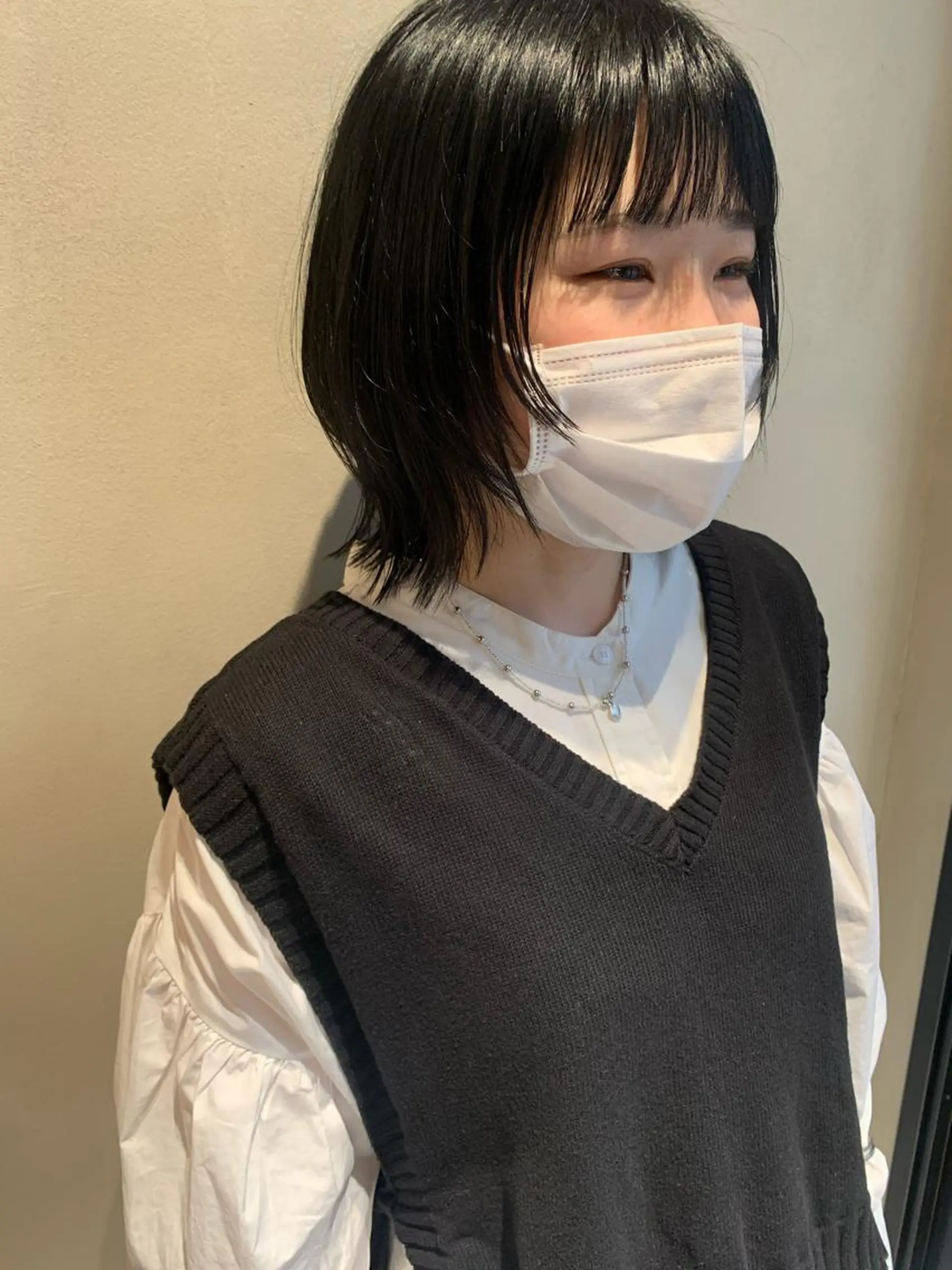 ミディアム ボブ ウルフカット ベージュ🤎透明感 カラー🤎anriのヘアスタイル