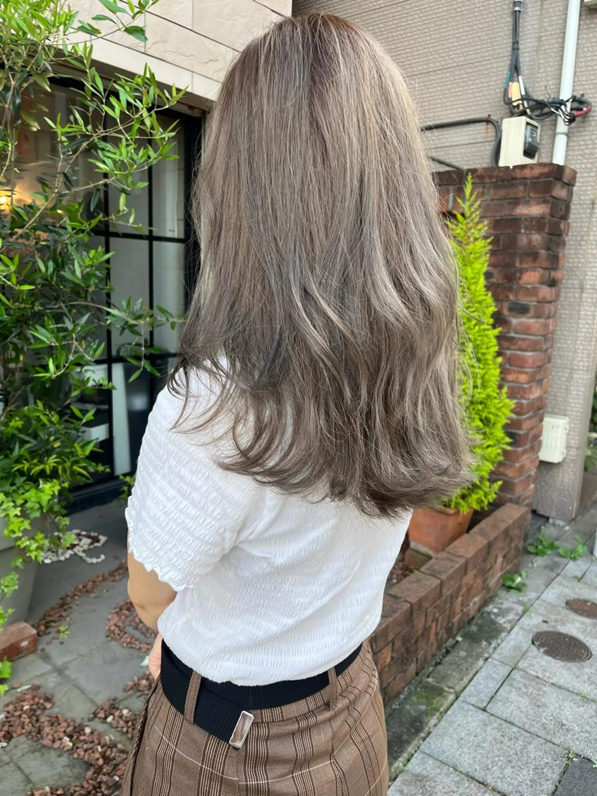 ロング カラー 透明感カラー グレージュ ヘアカラー SHIAN 八王子👼鬼塚さやかのヘアスタイル