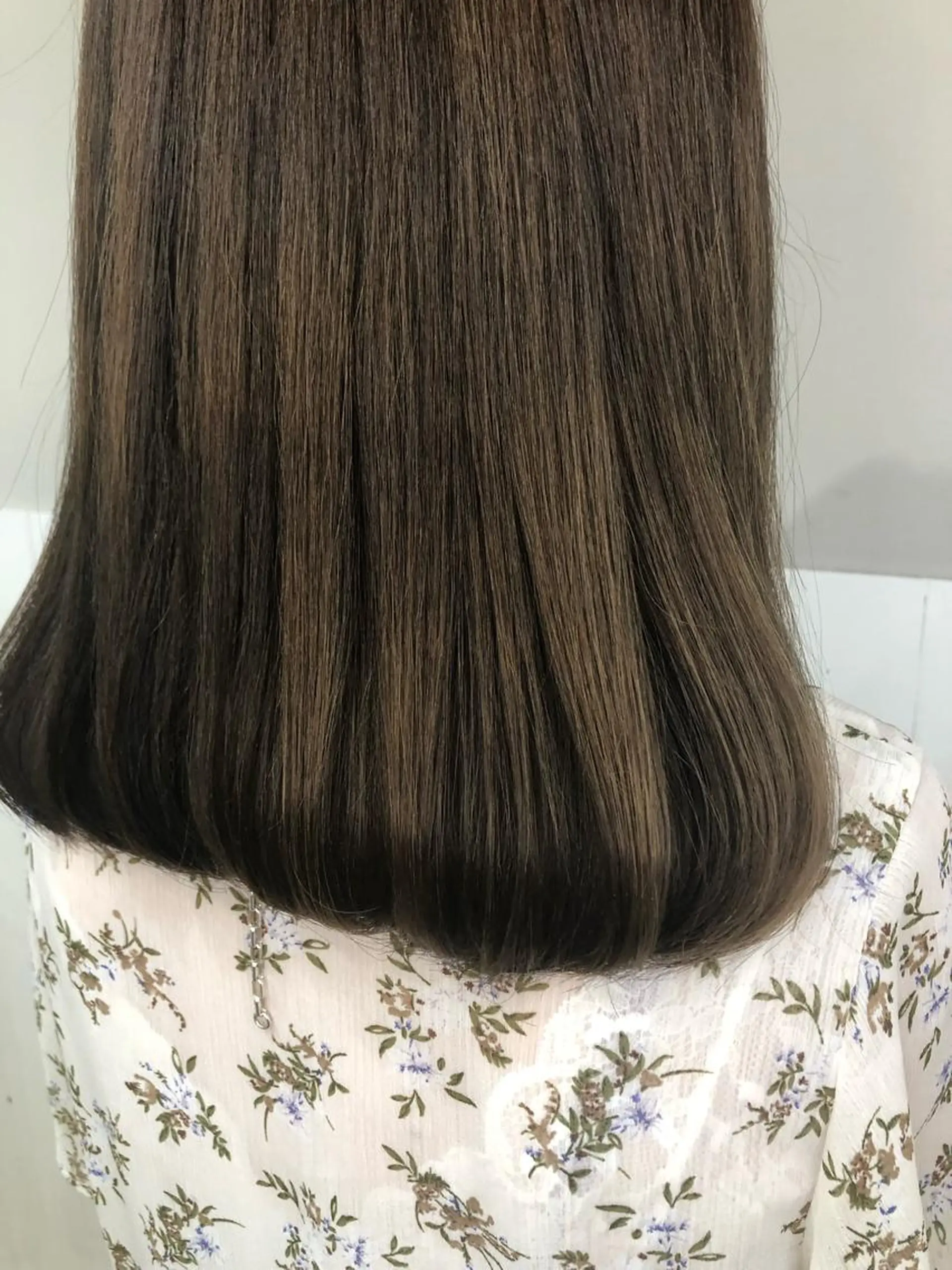 ロング カラー 透明感カラー グレージュ POCKET いわき店所属・Pocketいわき 深谷 智花のヘアスタイル