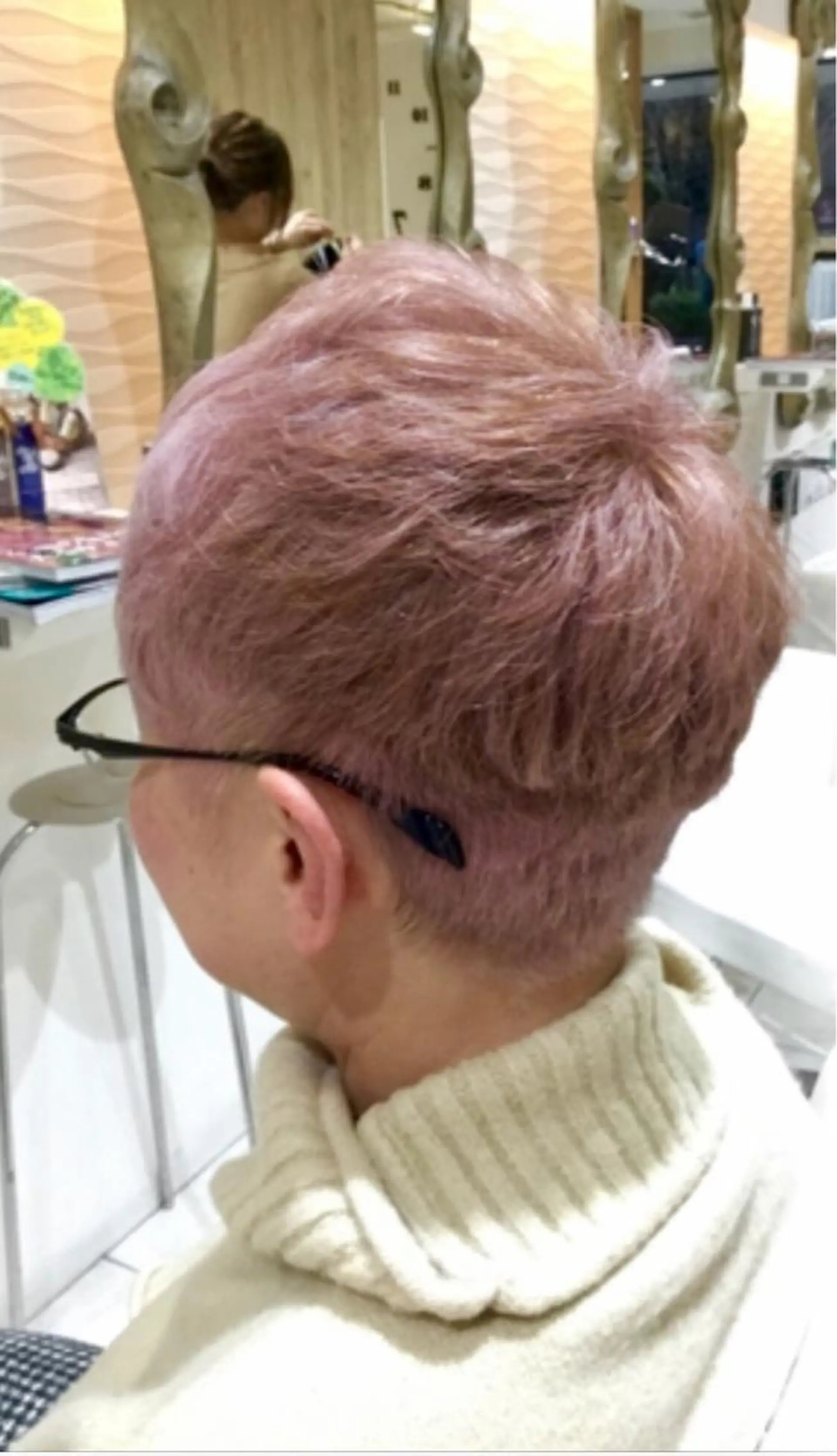 ショート カラー ヘアカラー トリートメント 松吉 純平のヘアスタイル