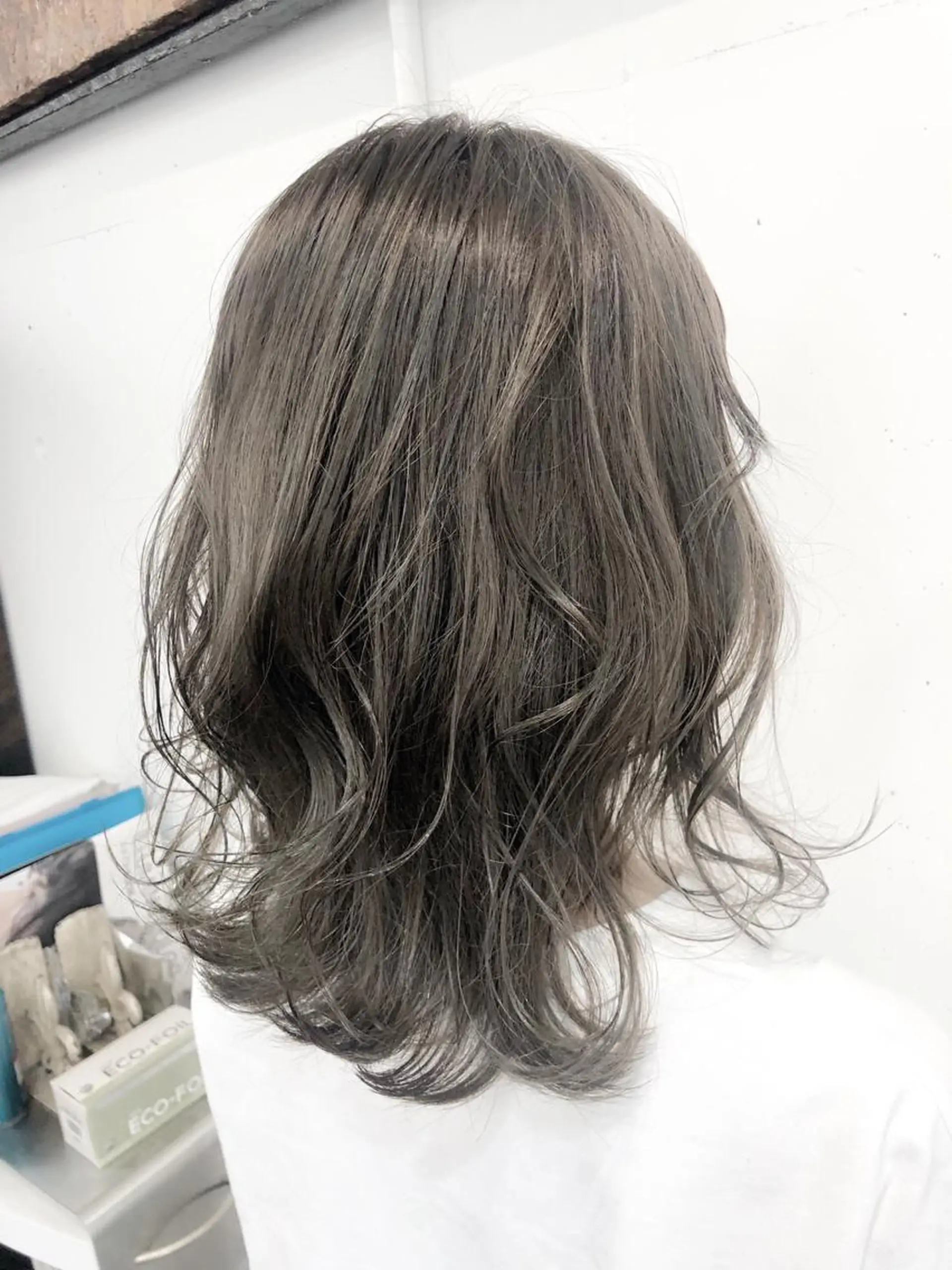 カラー グレージュ イルミナカラー トップスタイリスト Yamato.hのヘアスタイル