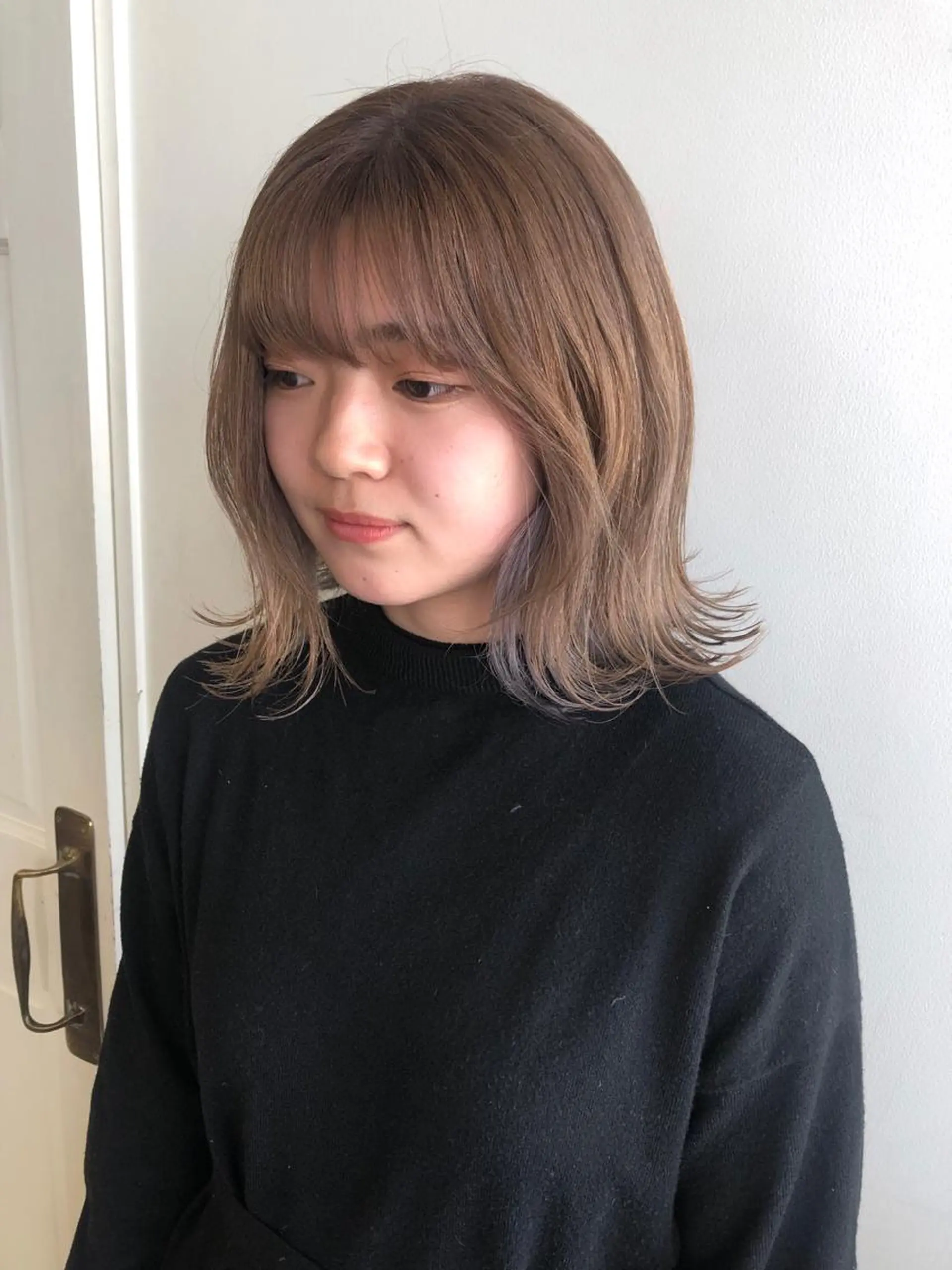 ショート カラー カット ヘアカラー トリートメント MIOベージュカラー 柔らかいカラーのヘアスタイル