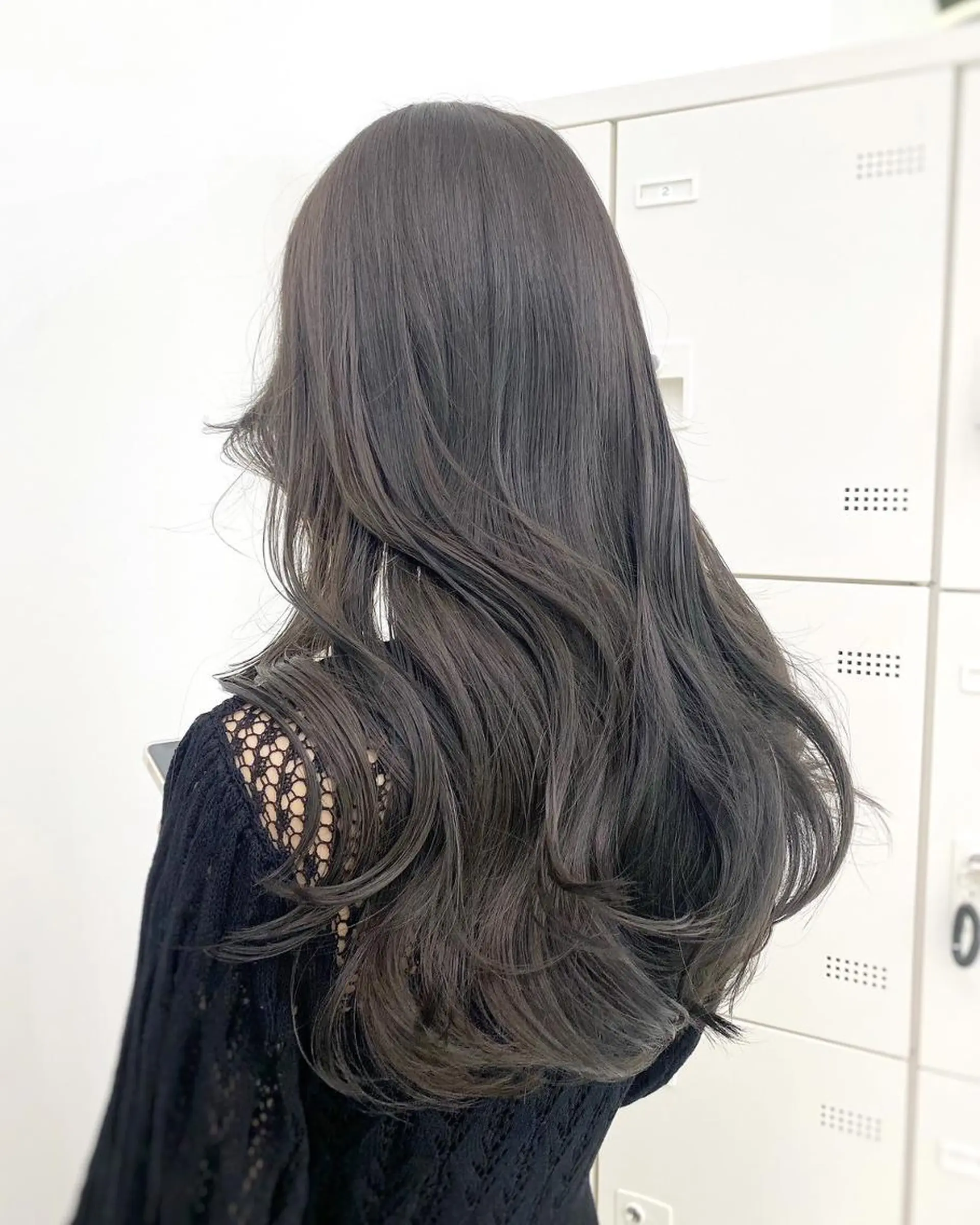 セミロング ヘアカラー トリートメント ヘアセット ハイトーン/レイヤー 透明感/瑶平のヘアスタイル