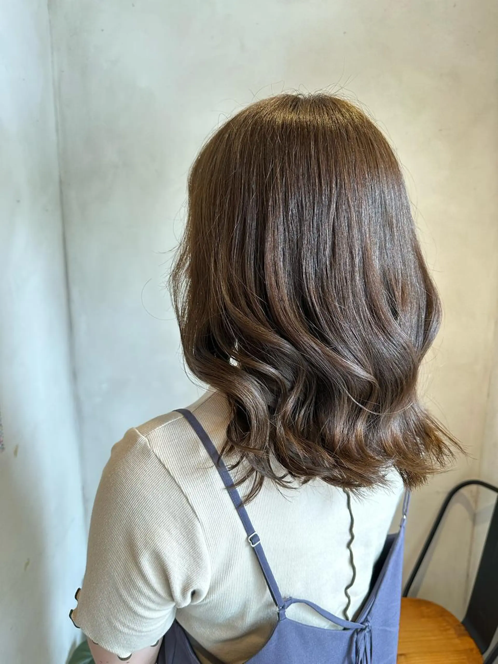 セミロング カラー 透明感カラー カット ヘアカラー トリートメント 綱島店副店長 すずきひじりのヘアスタイル