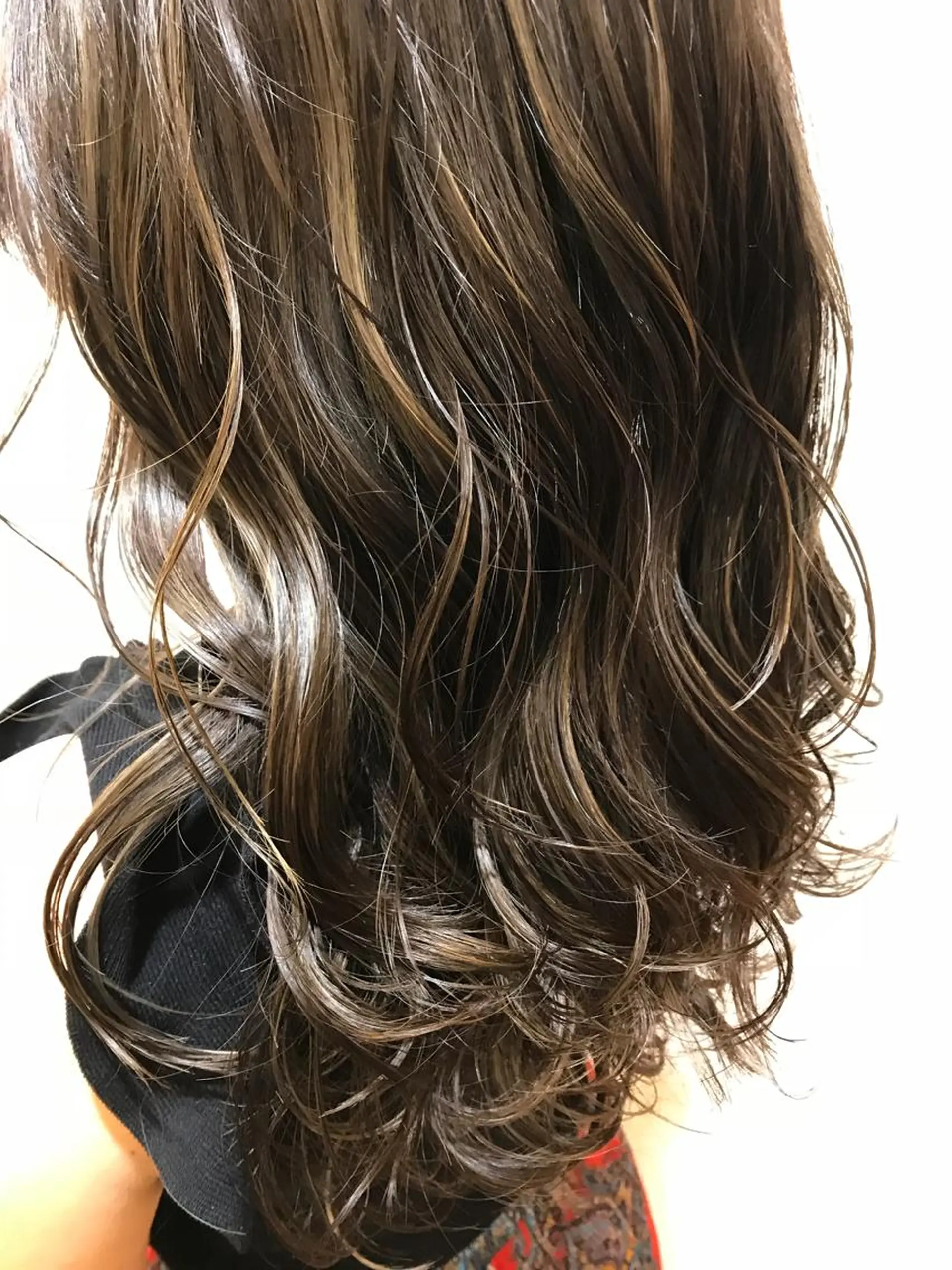 ロング カラー ハイライトカラー ハイライト ヘアメディカルサロン銀座premium所属・✨髪質改善✨三橋 正隆のヘアスタイル