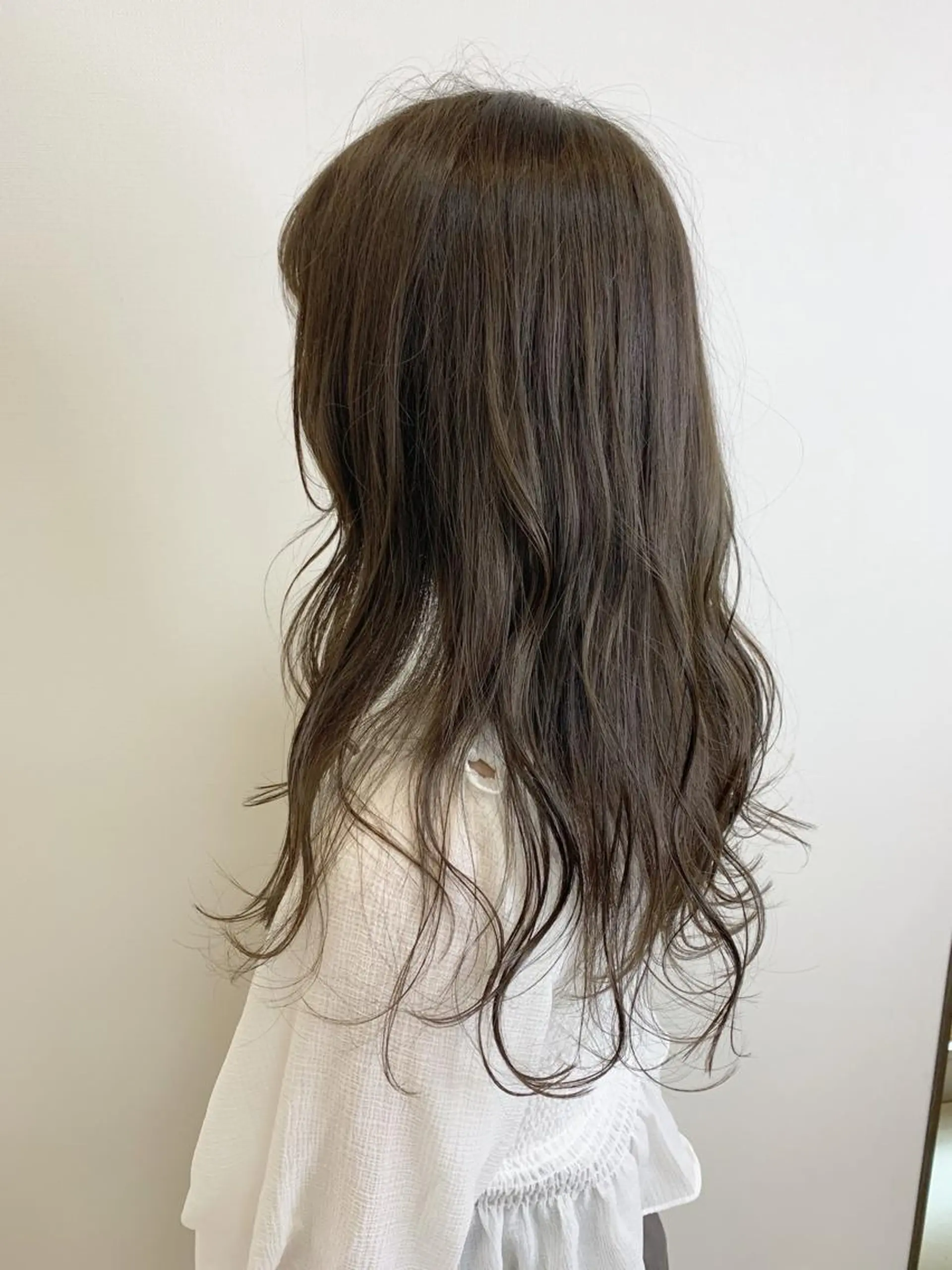 セミロング レイヤー×縮毛矯正 深見 拓のヘアスタイル