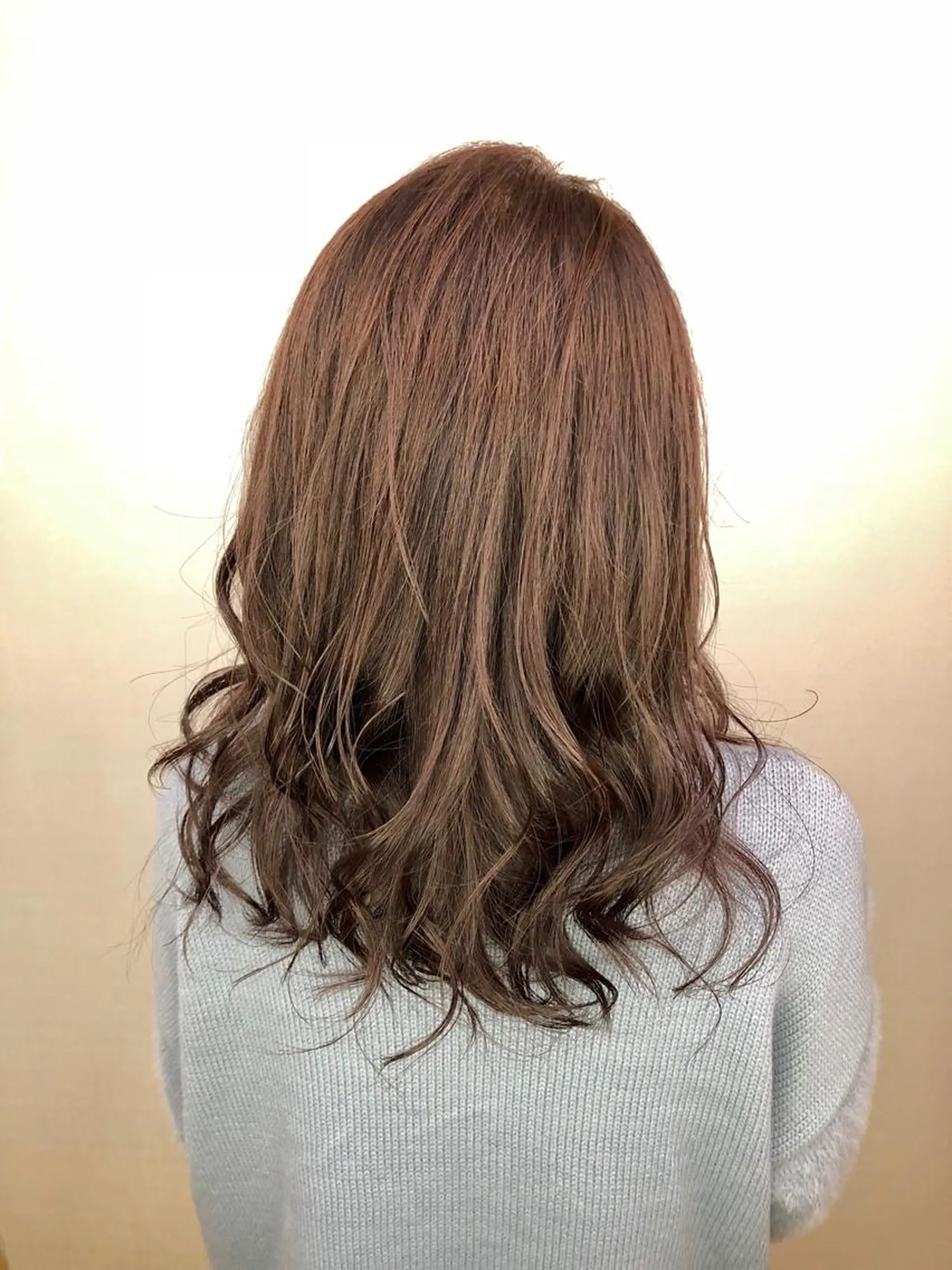 セミロング カラー ベージュカラー イルミナカラー バイオレットカラー 透明感カラー✨ツヤ髪 廣畑昌志のヘアスタイル