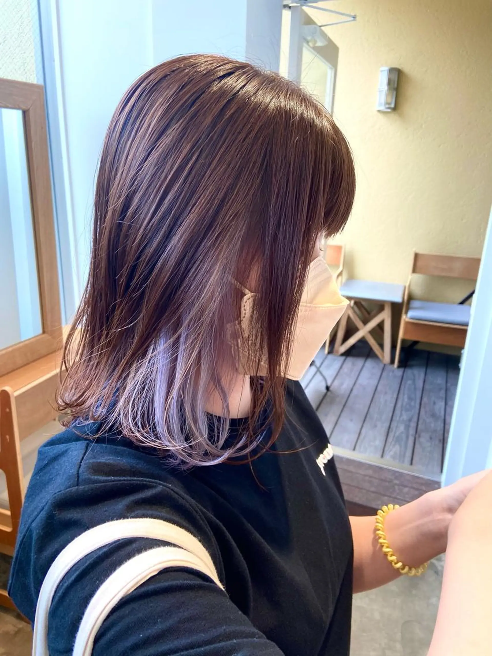 ミディアム カラー ヘアカラー écouter所属・ジェンダーレスカット ハイトーン/カイセイのヘアスタイル