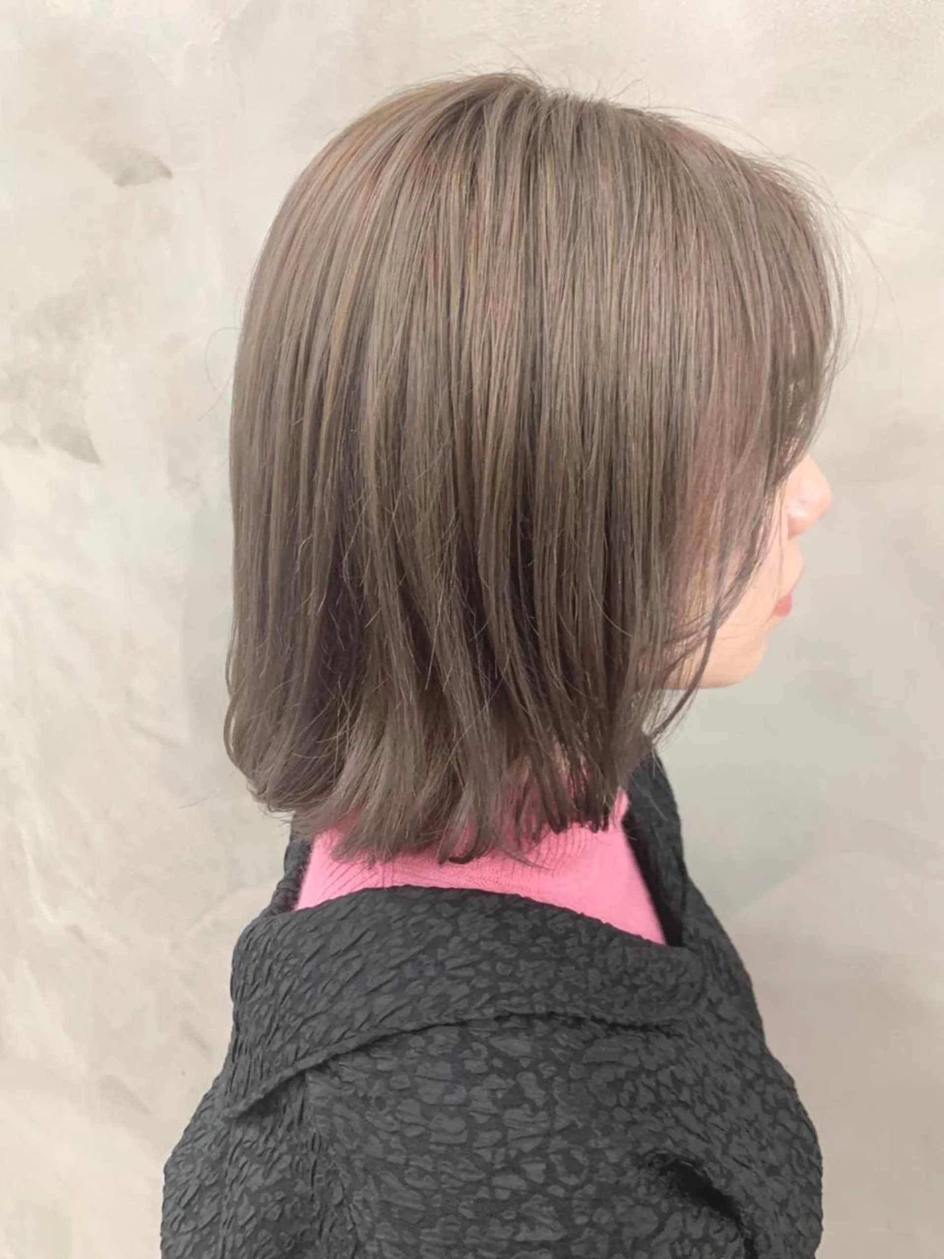 ミディアム カラー ブームボックス所属・🐝ハイトーンカラー hachi🐝のヘアスタイル