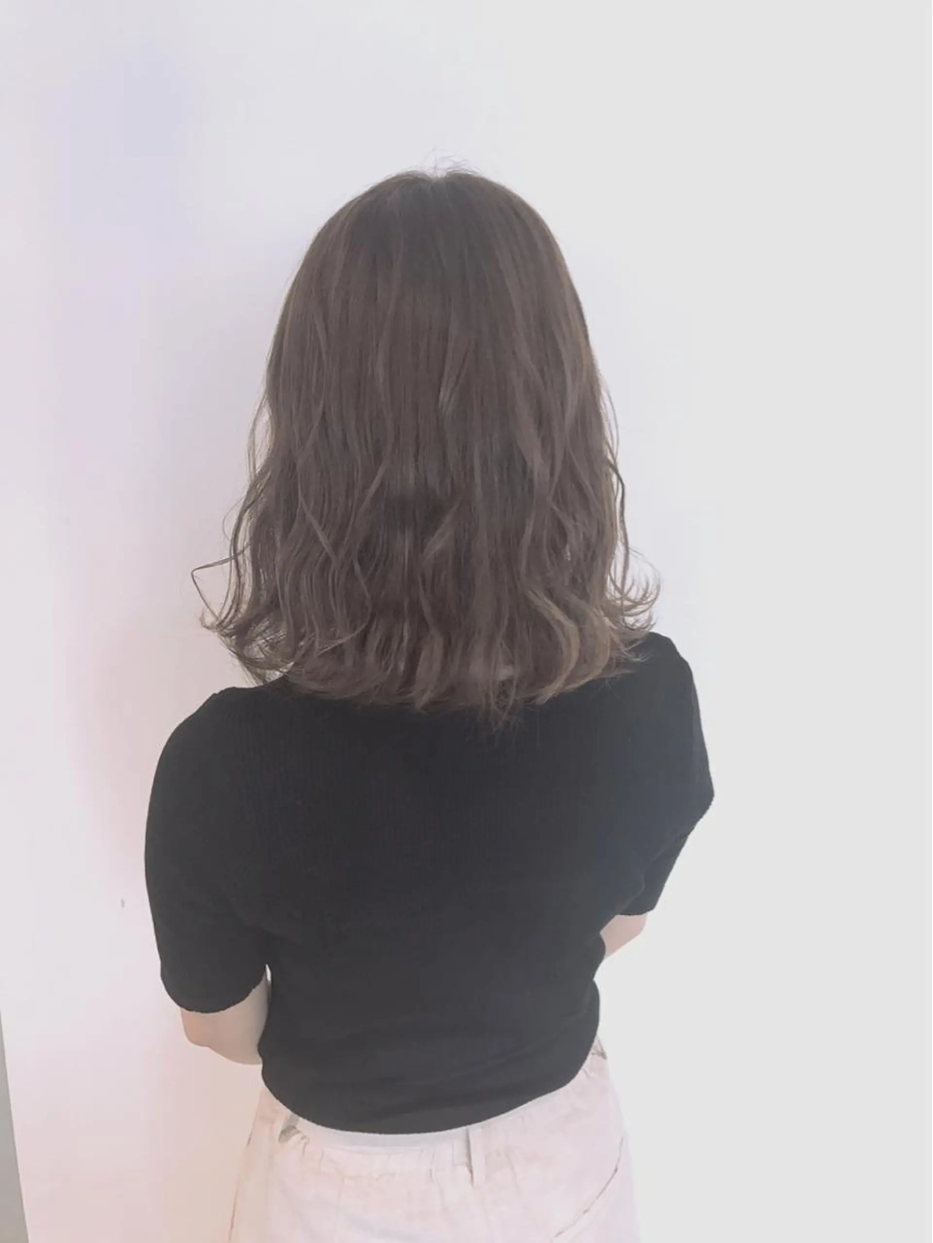 ミディアム カラー ヤマナカ エリカのヘアスタイル