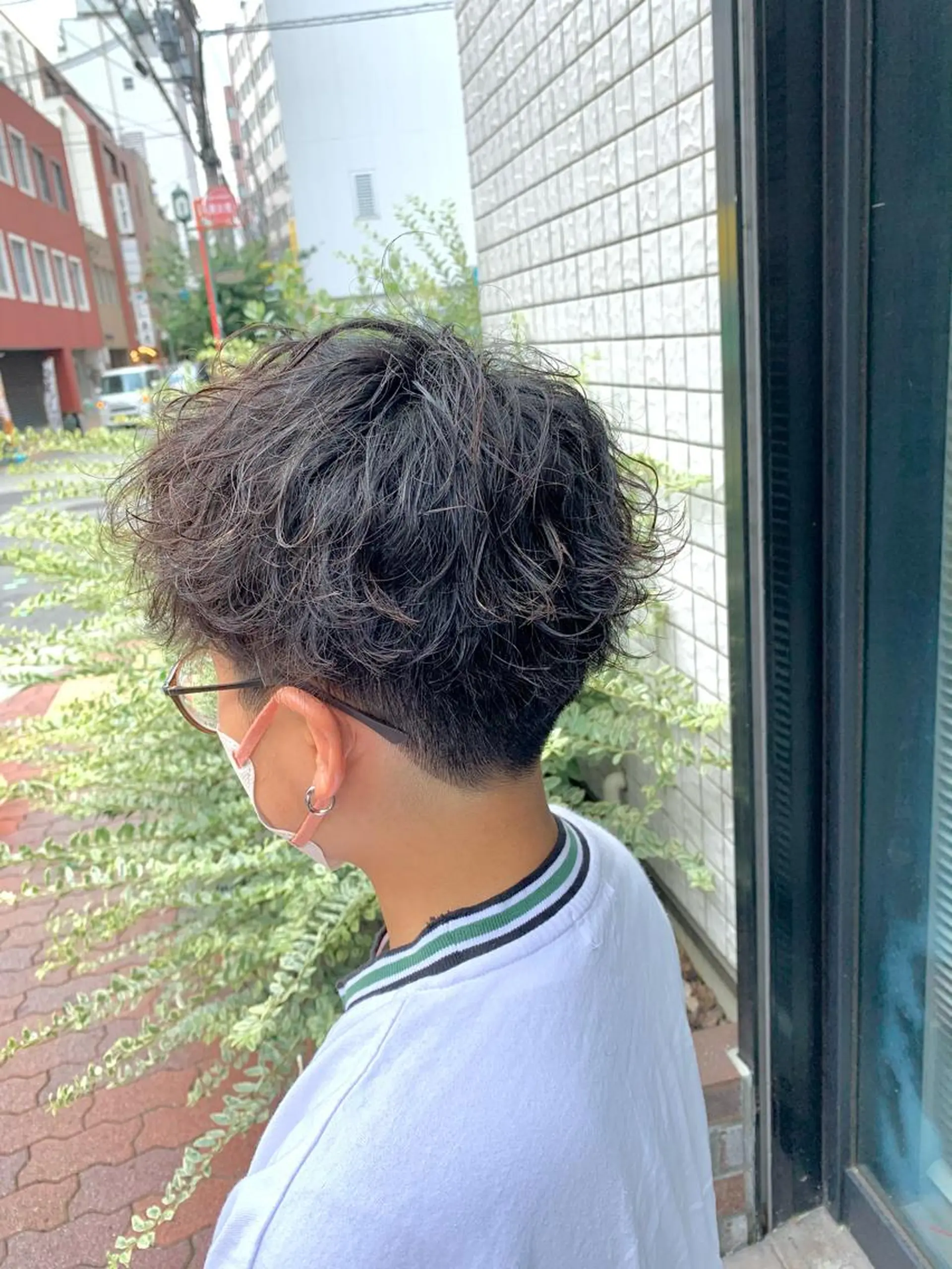 ショート パーマ メンズ マッシュ メンズパーマ 刈り上げ 波巻きパーマ メンズサロン　アソビ所属・【扱いやすいパーマ】 眞鍋拓己のヘアスタイル