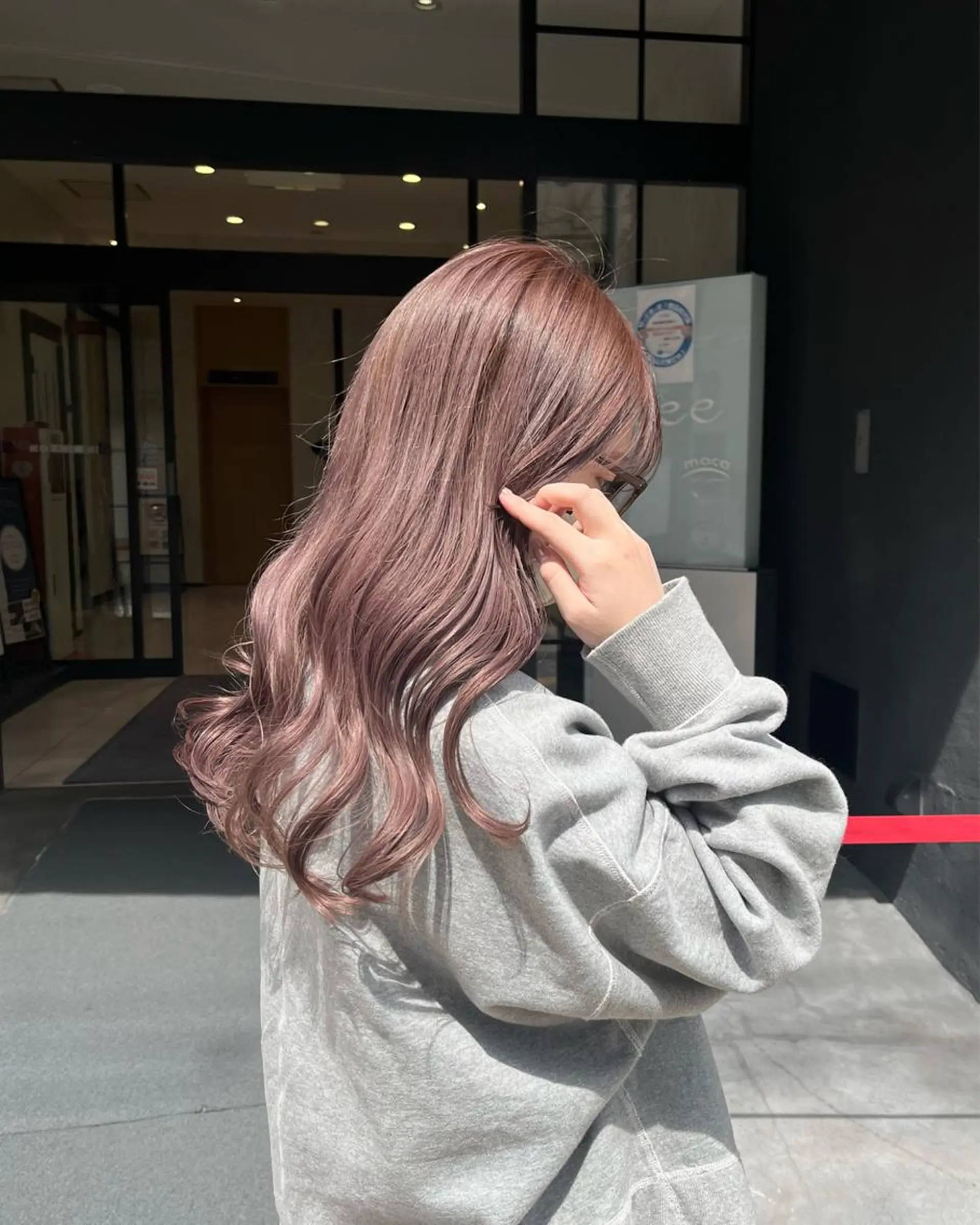 セミロング カラー yohaku misakiのヘアスタイル