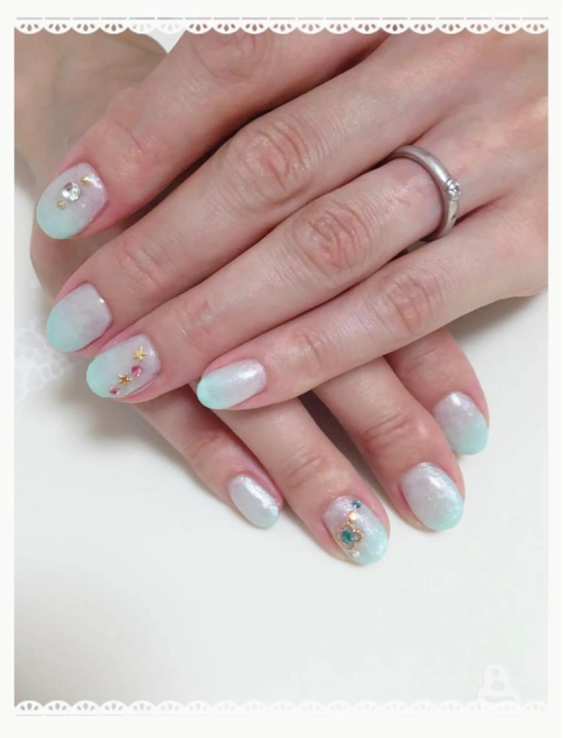 ネイル ブルー グラデーション パステルネイル 夏ネイル ｔe_ nailのネイルデザイン
