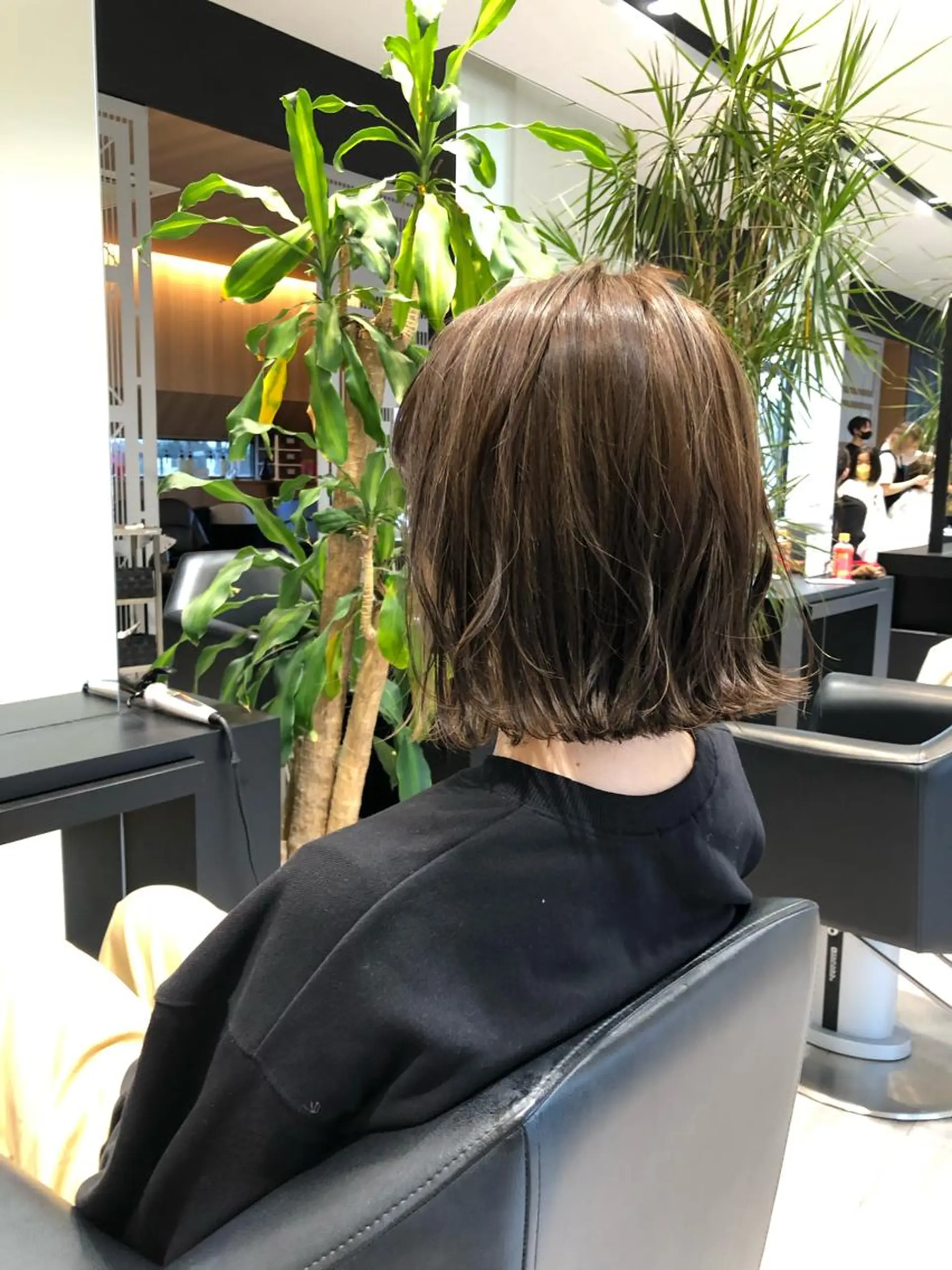 ショート カラー ベージュカラー 透明感カラー ハイライトカラー ハイライト ヘアカラー wカラー 指名No1かけるのヘアスタイル