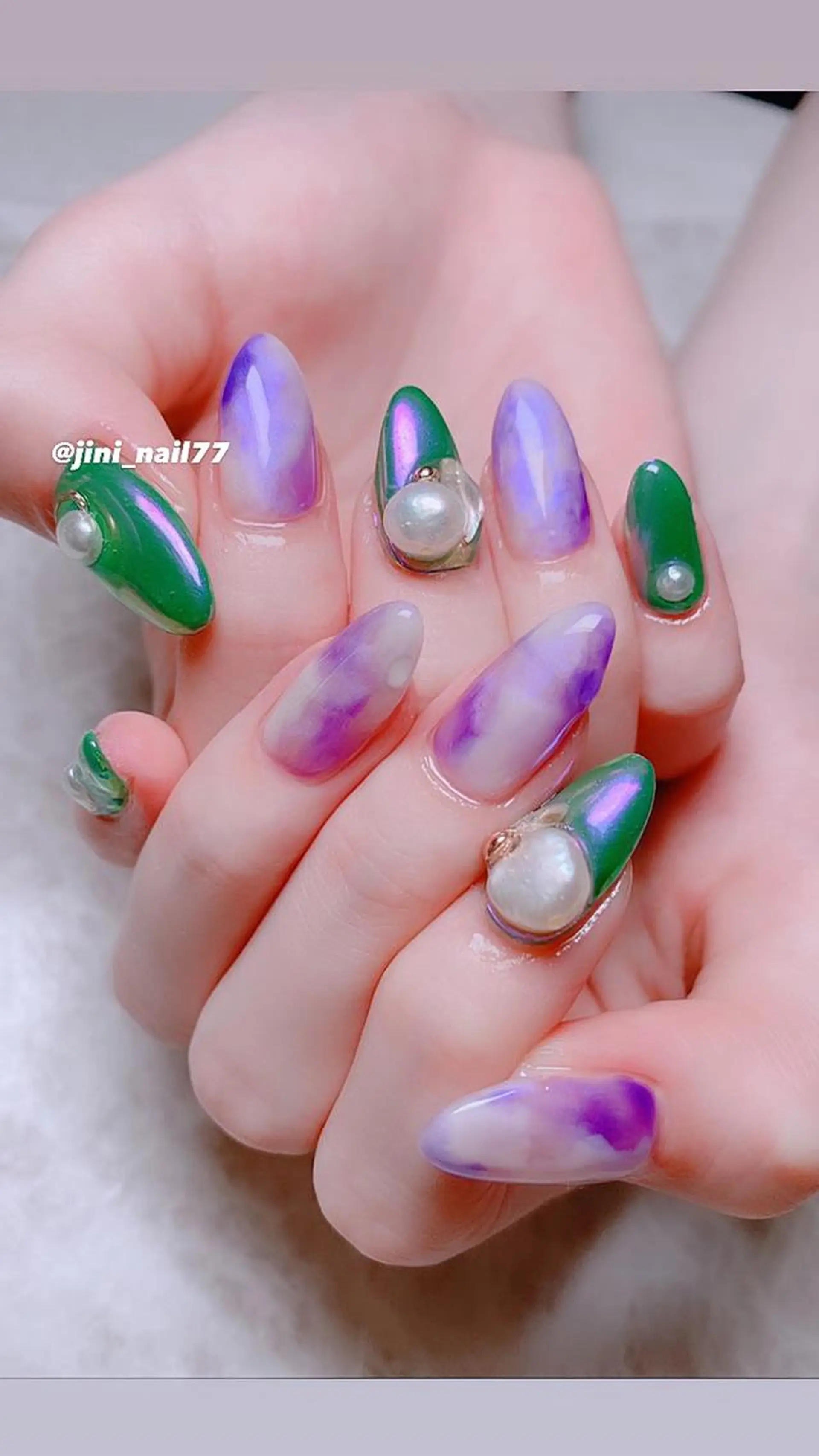 ネイル ハンドネイル JINI NAIL所属・ジニ ネイルのネイルデザイン