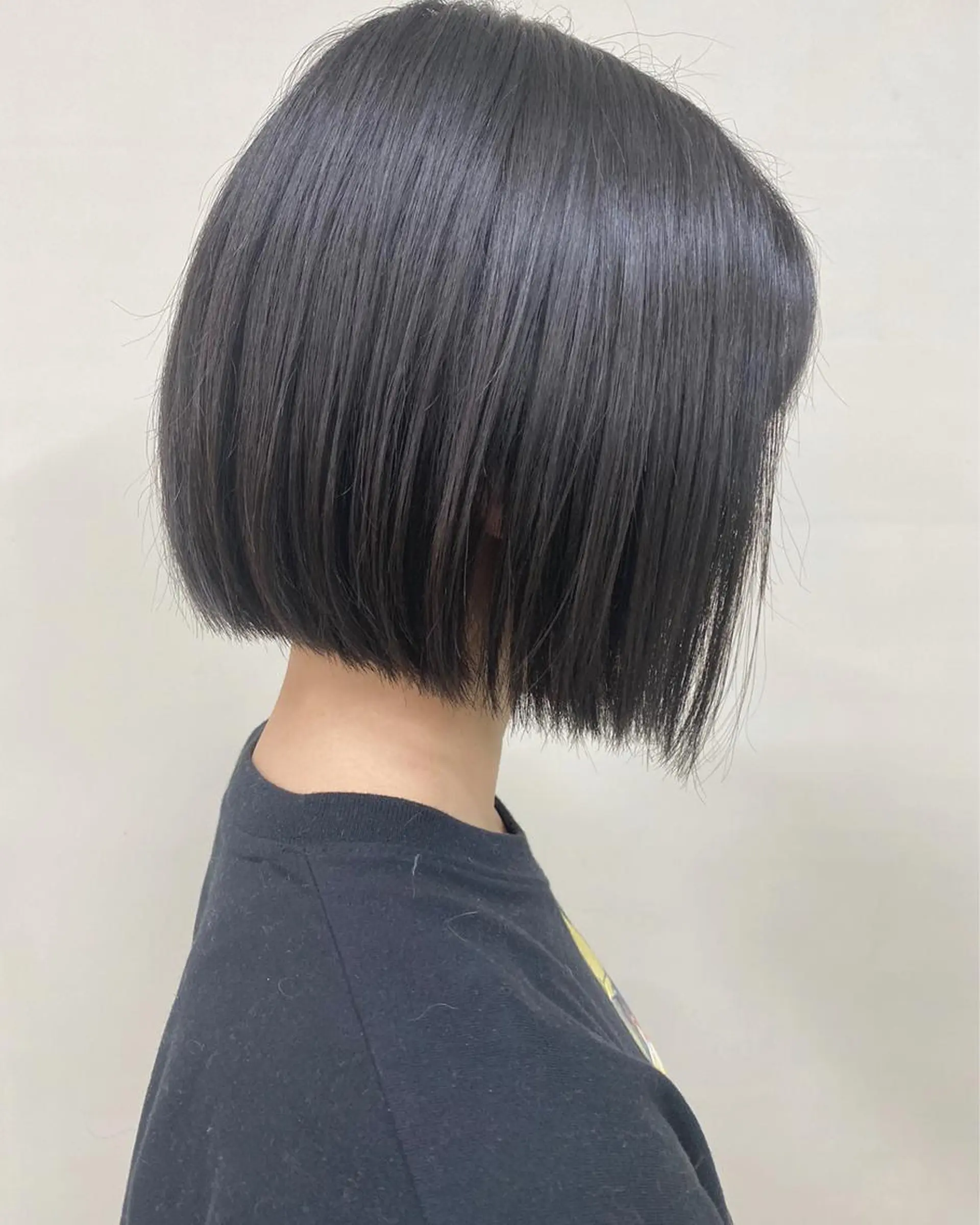 ショート カラー ボブ レイヤーウルフ エクステ磯部のヘアスタイル